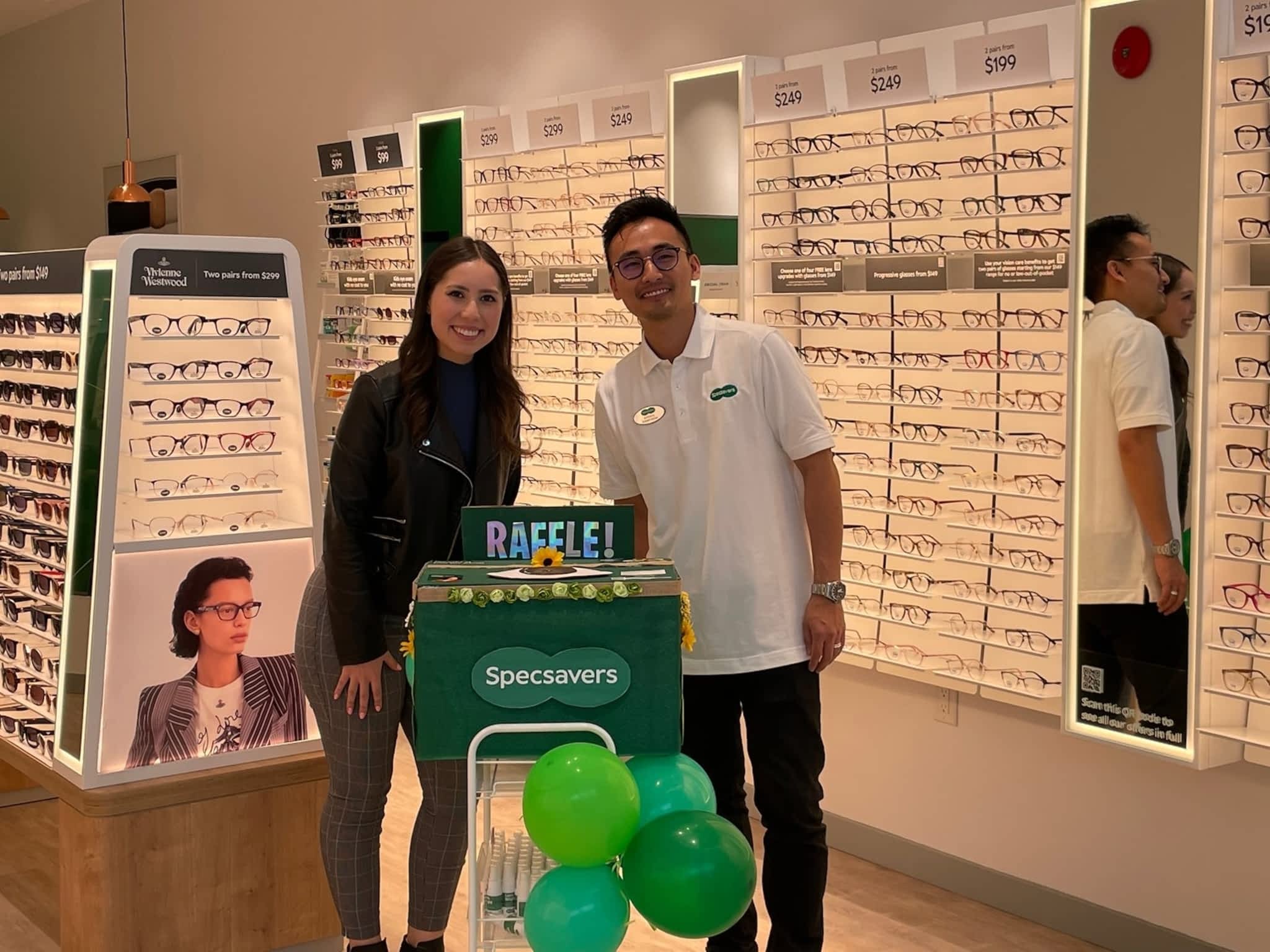 photo Specsavers Upper Canada Mall