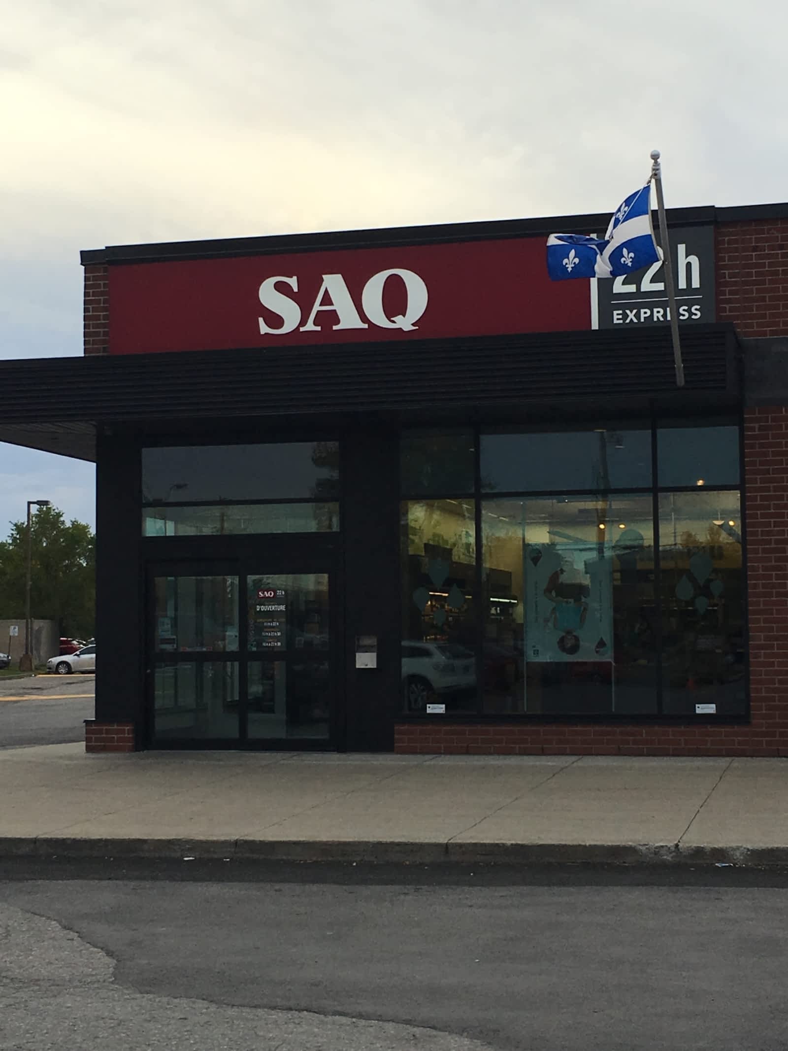 SAQ Express Horaire d'ouverture 7800, boul Taschereau, Brossard, QC