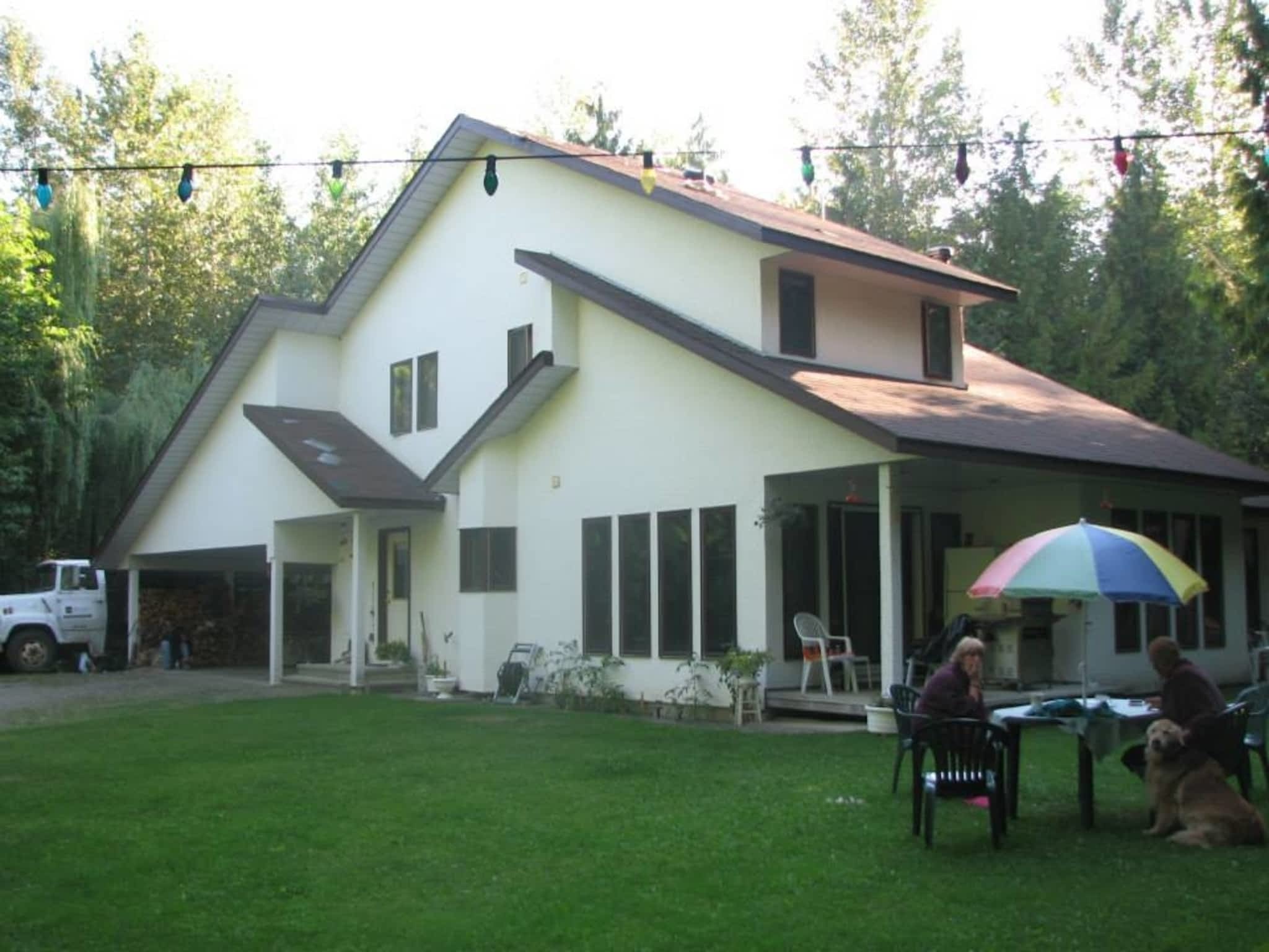 photo RubiX Roofing & Contracting