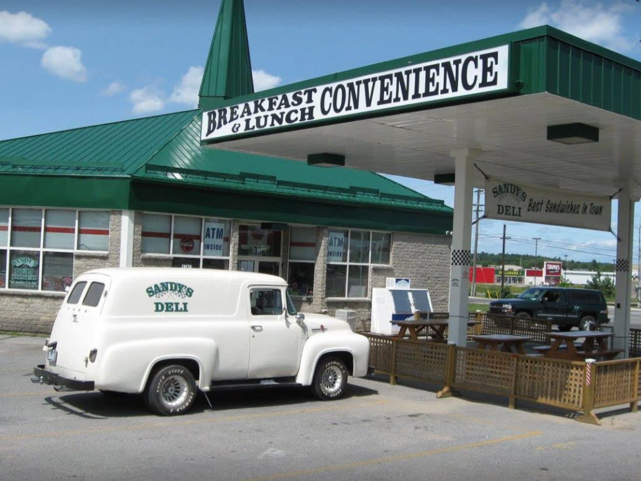 photo Sandy's Deli / Diner