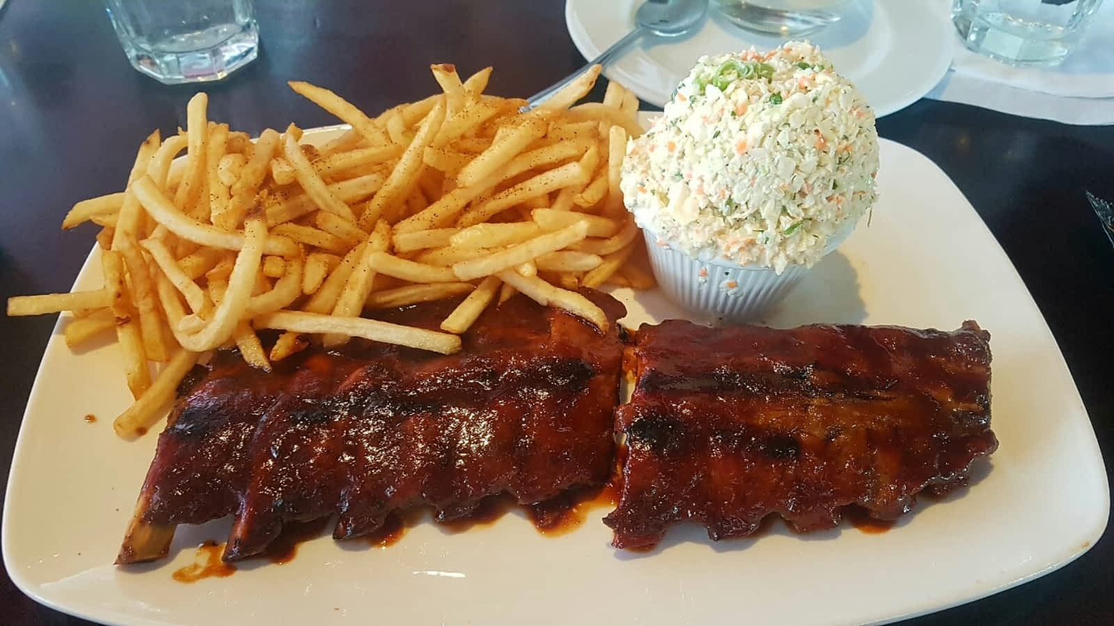 Bâton Rouge Opening Hours 3130, boul de la Gare, VaudreuilDorion, QC