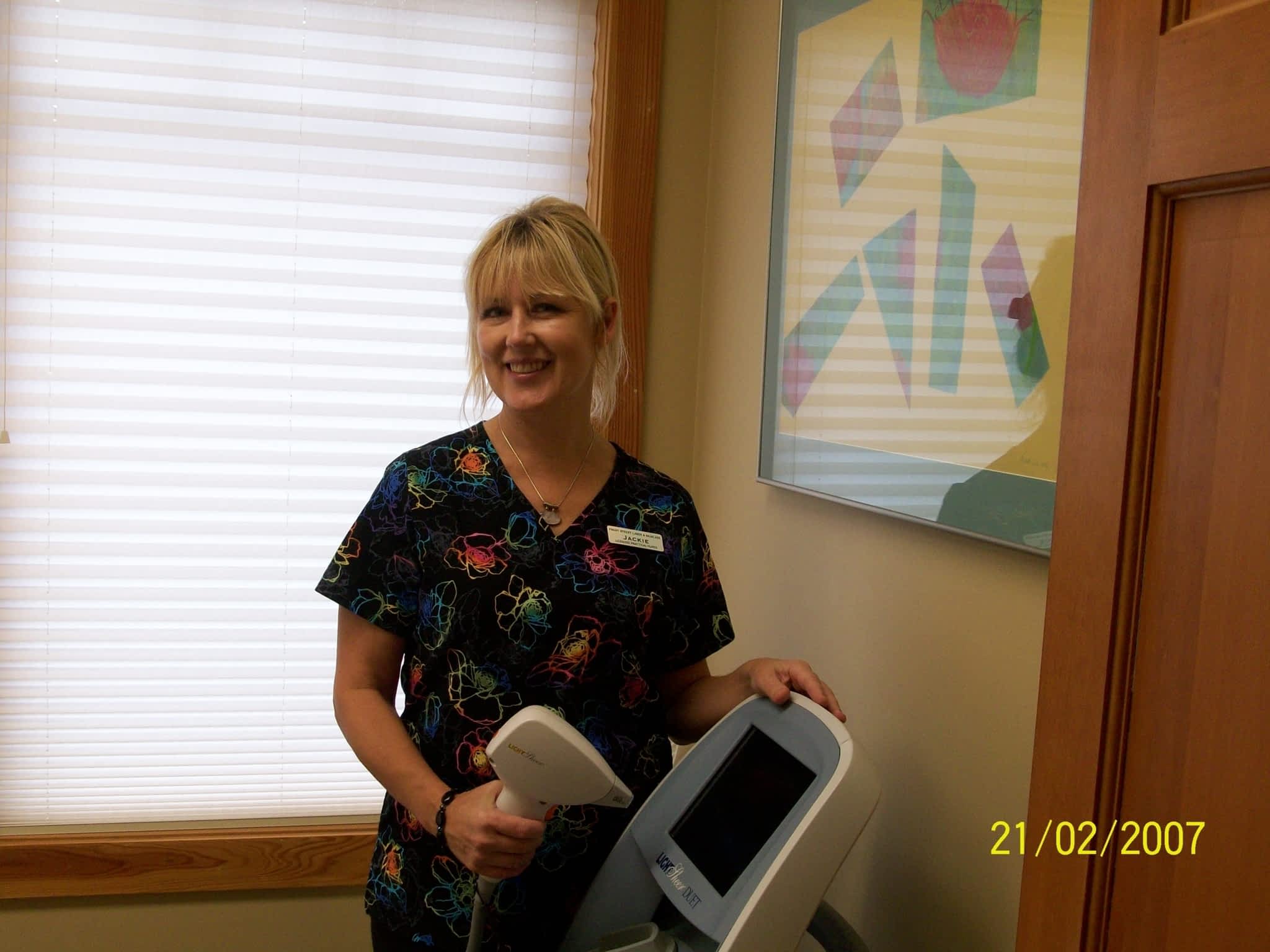 Renew Laser & Skin Clinic Canpages