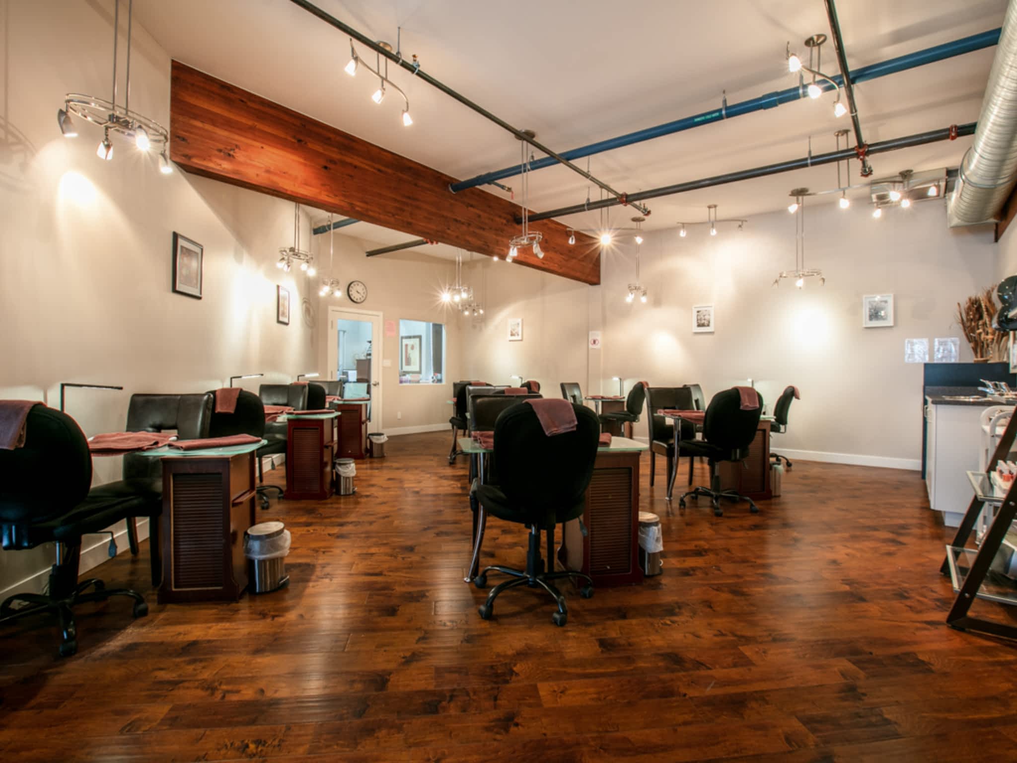 Legends Academy Langley, BC 20585 Fraser Hwy Canpages