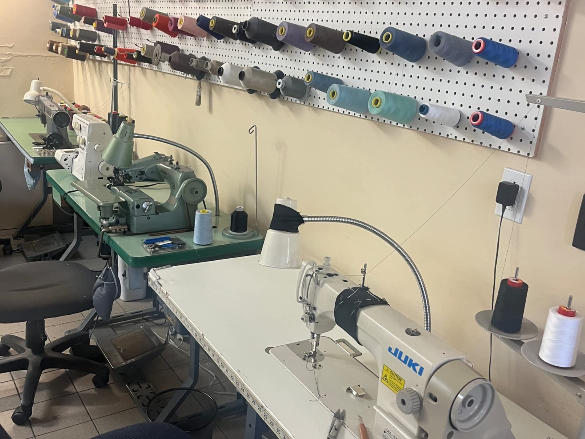 photo Buanderette St Jean Baptiste /Nettoyeur/Couture