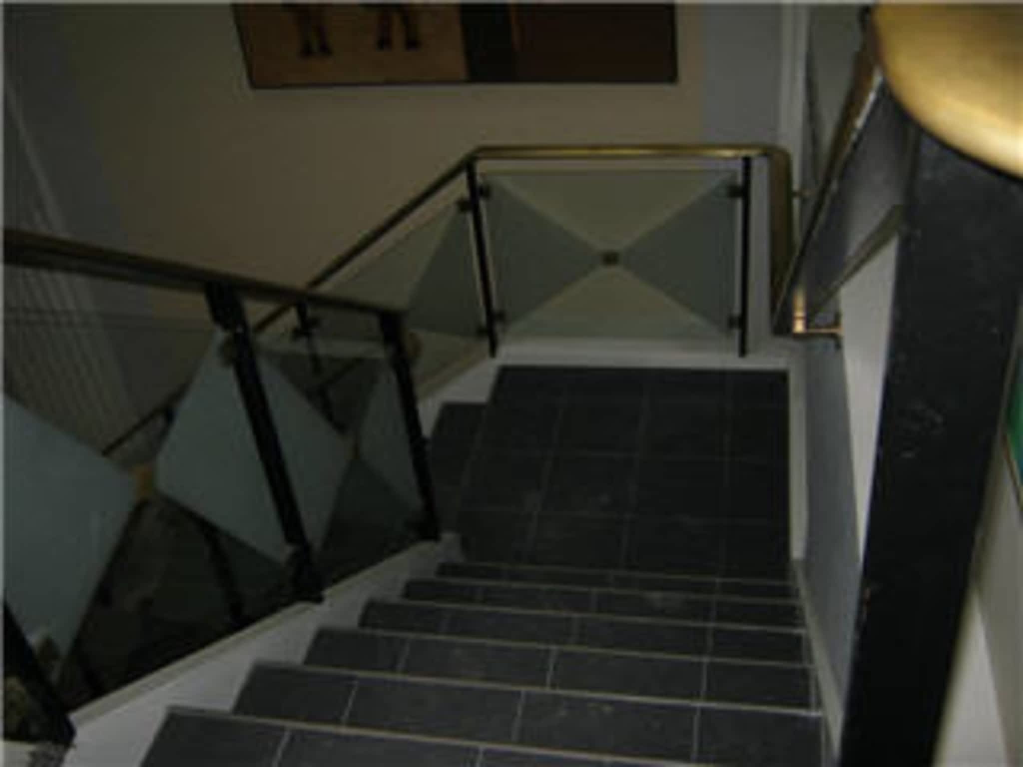 photo Cosmo's Tiling