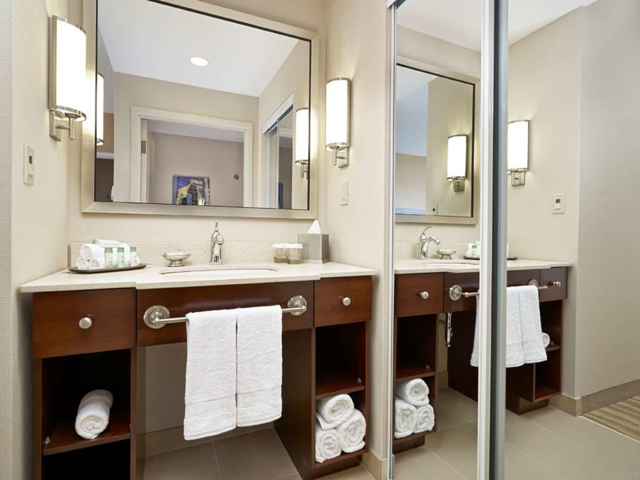 photo Homewood Suites by Hilton Halifax-Downtown, Nova Scotia, Canada