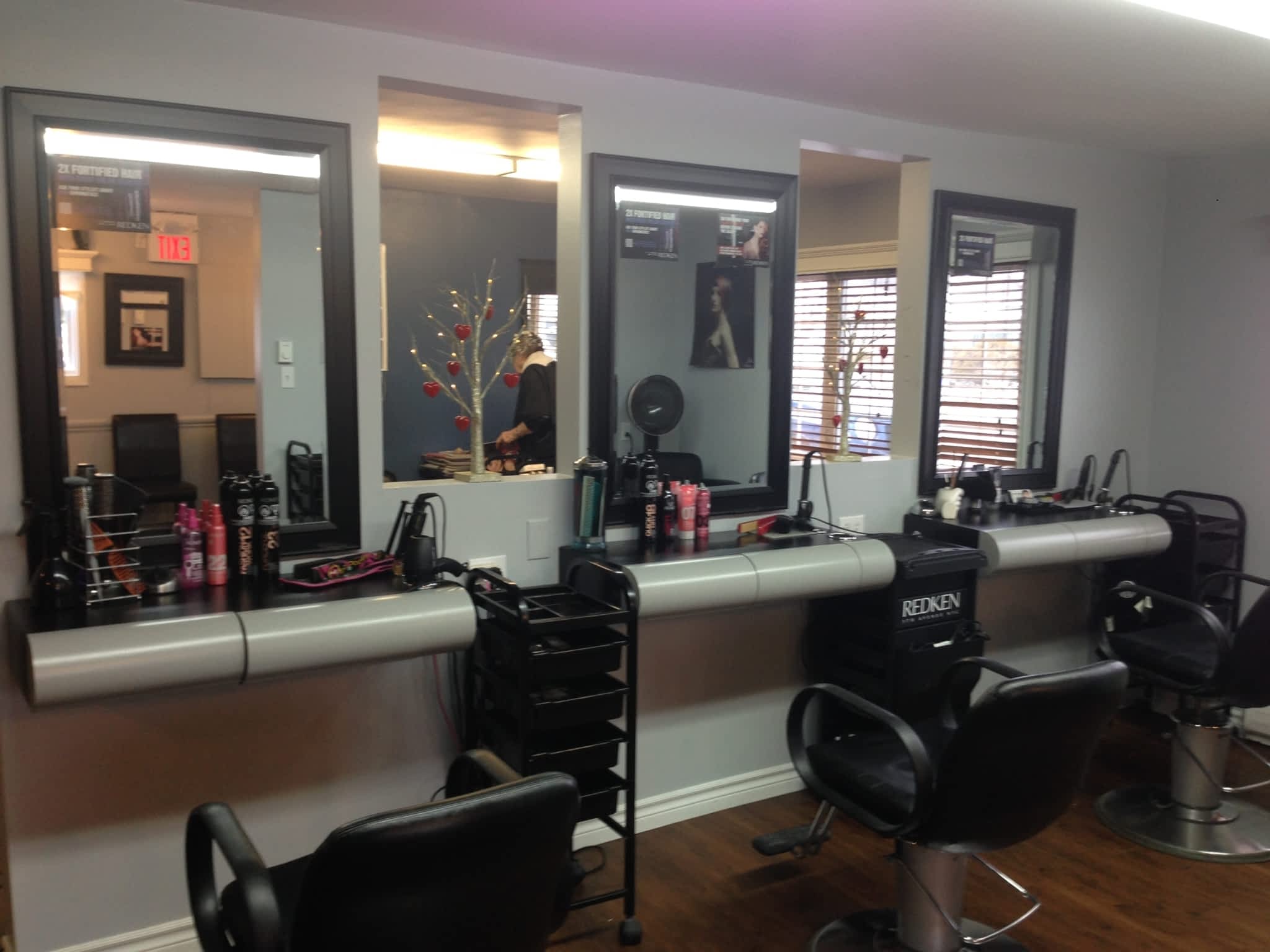 photo Judy's Beauty Salon