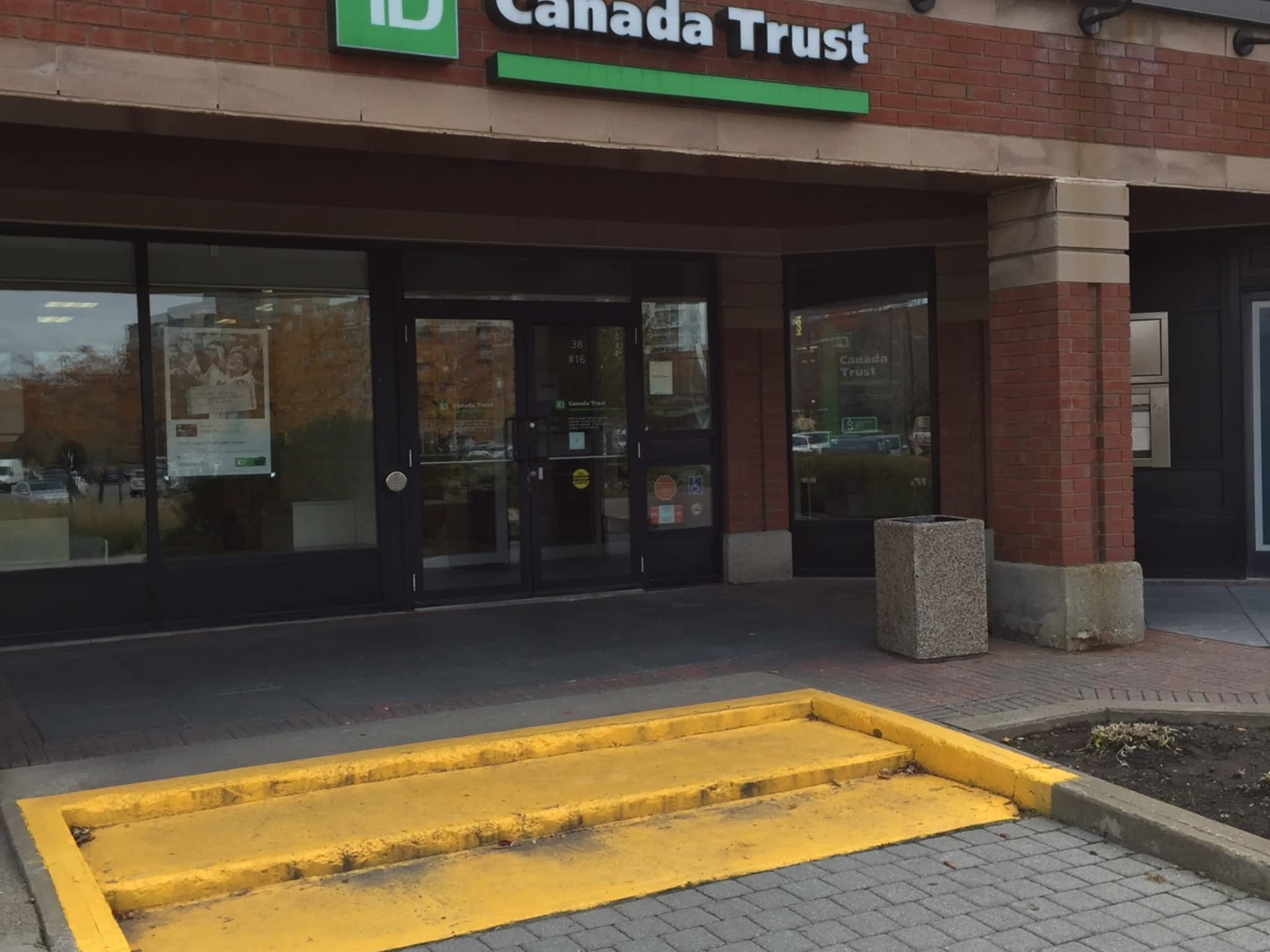 photo TD Canada Trust Branch and ATM