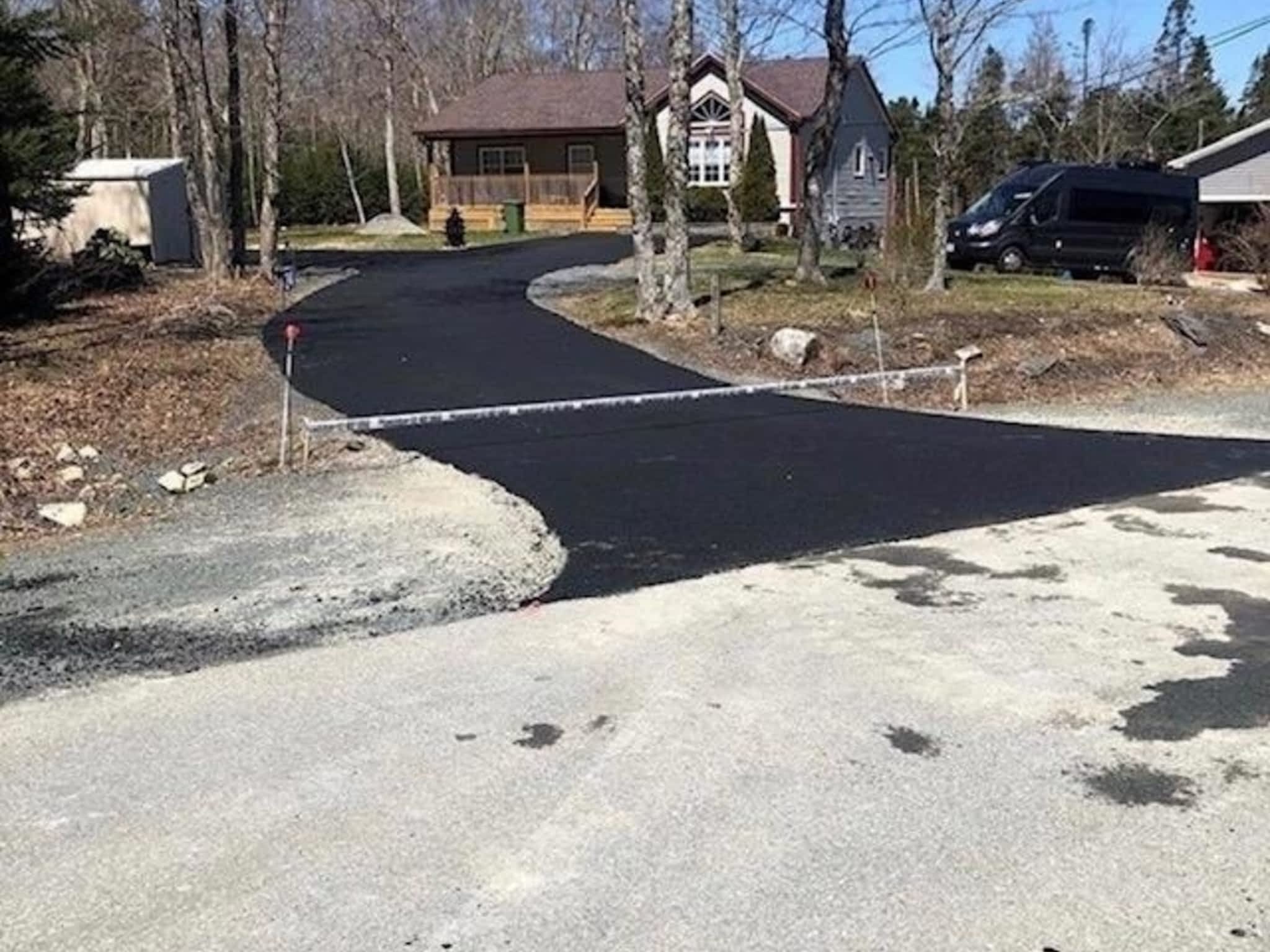 photo Blacktop Paving