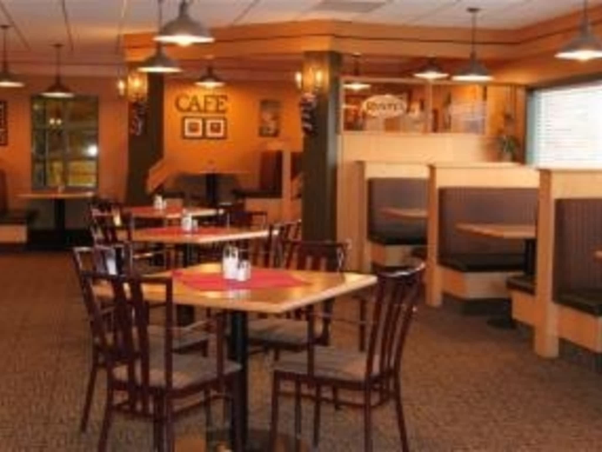 photo BCMInns Lloydminster