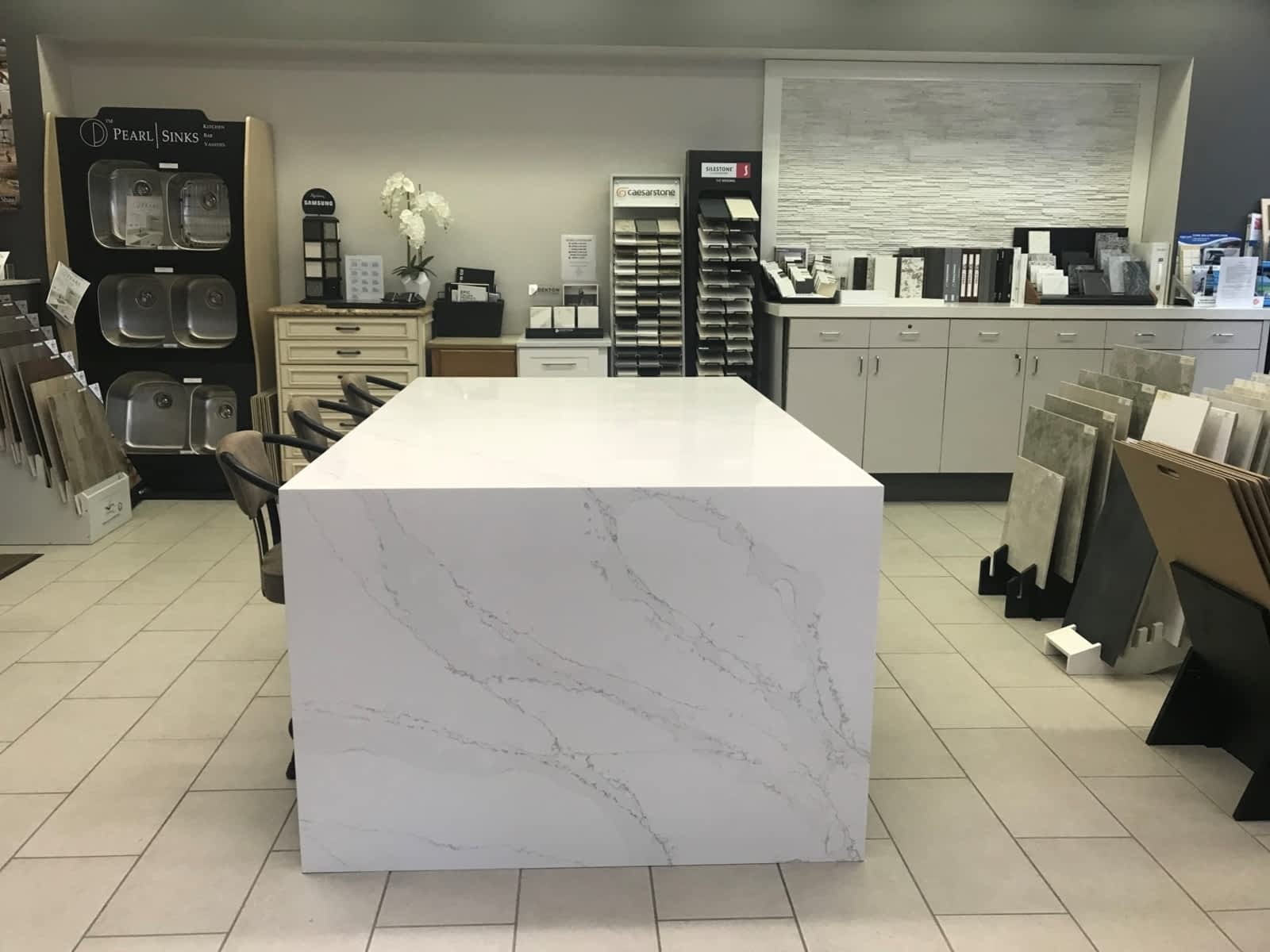 Pacific West Floor Decor Opening Hours 100 14625 108 Ave
