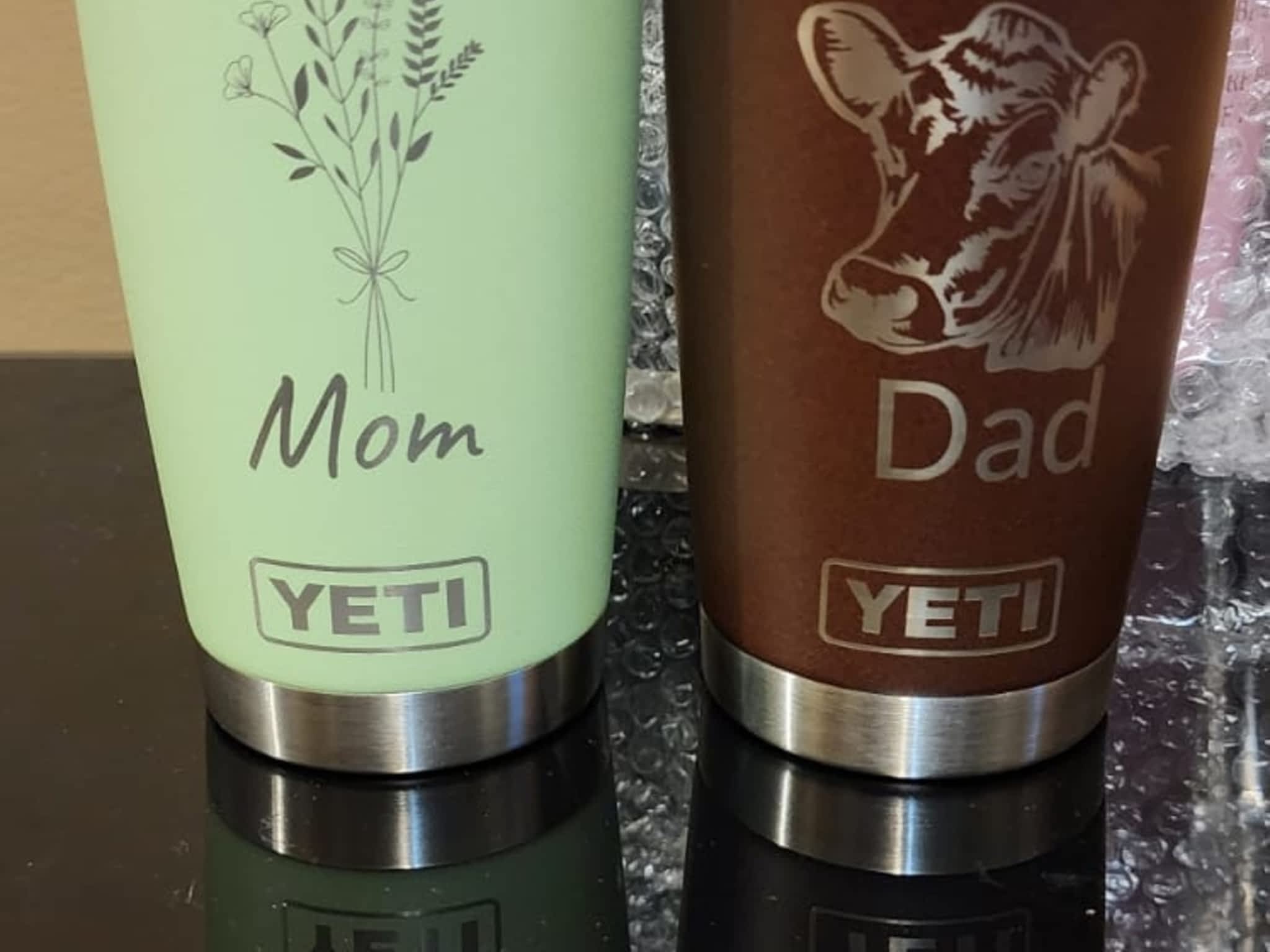 photo C.D Custom Engraving