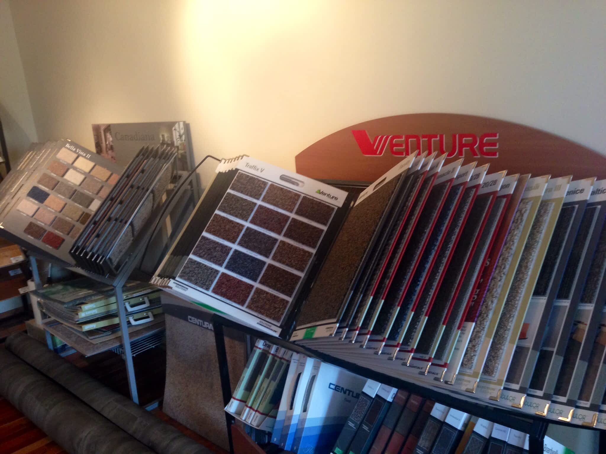 photo Marshall's Flooring