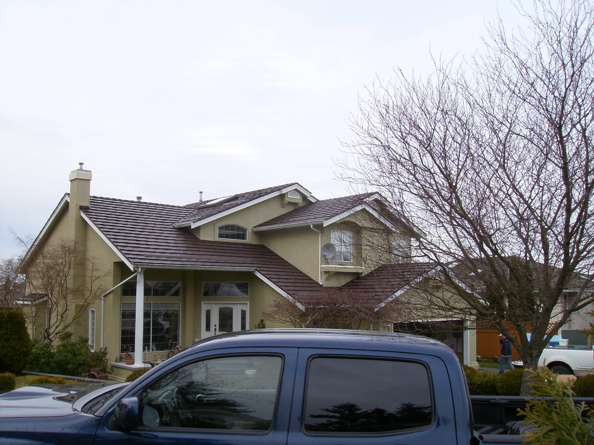 photo Canwest Roofing