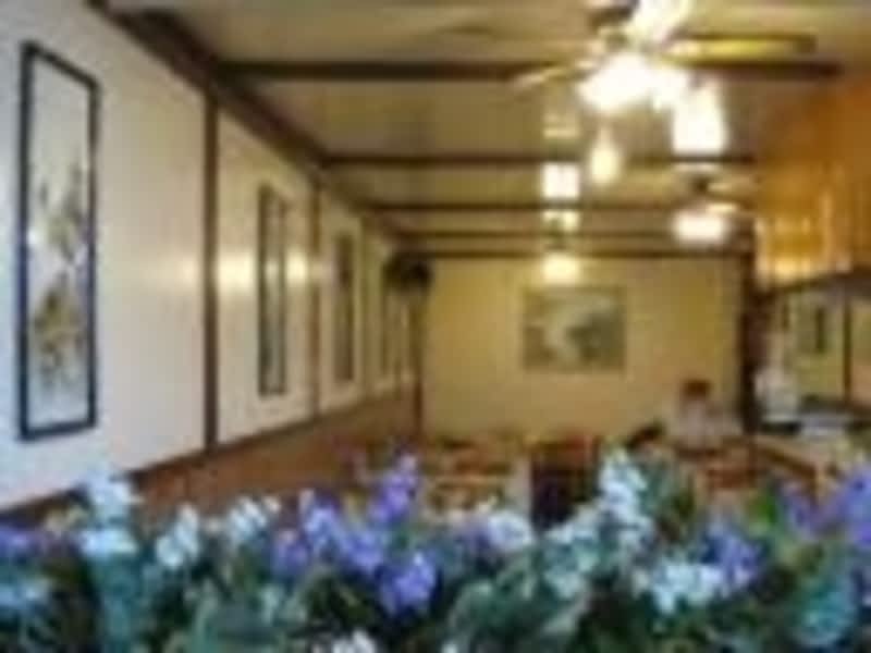 Lum's Chinese Restaurant Esquimalt, BC 914 Esquimalt Rd Canpages