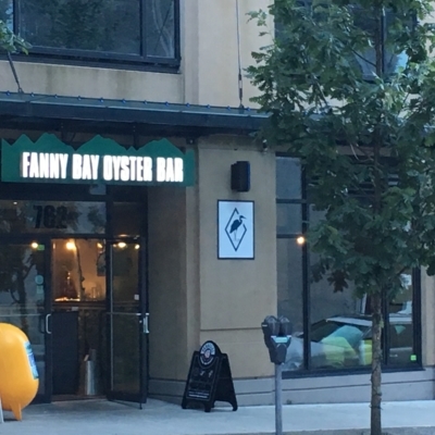 Fanny Bay Oyster Bar & Shellfish Market - Restaurants