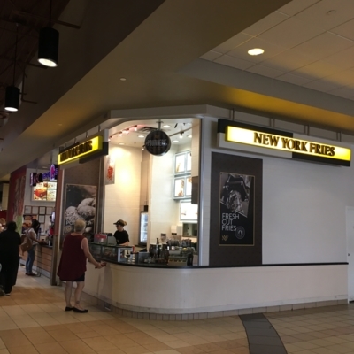 New York Fries Pine Centre Mall - Fast Food Restaurants