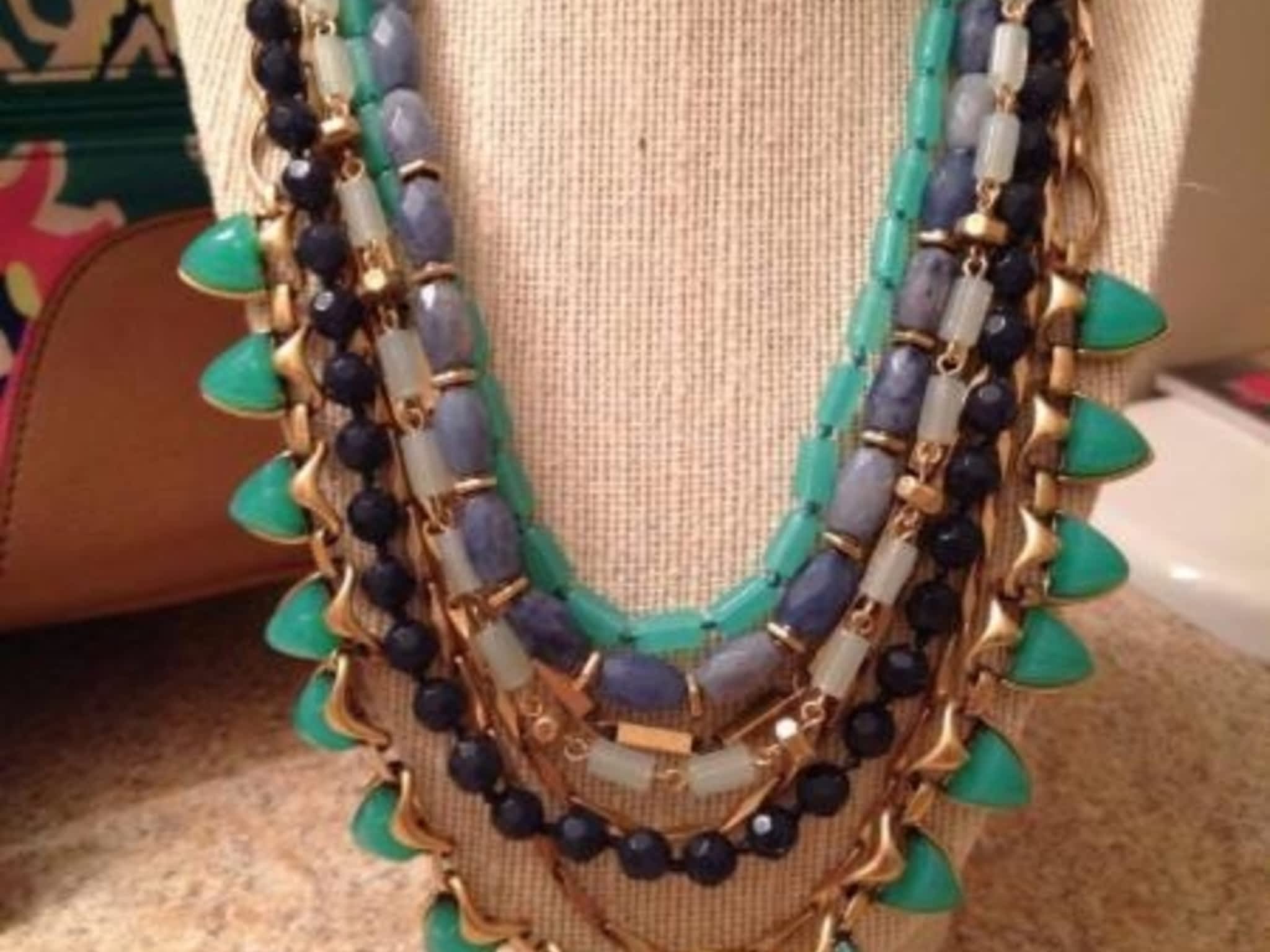 photo Stella and Dot