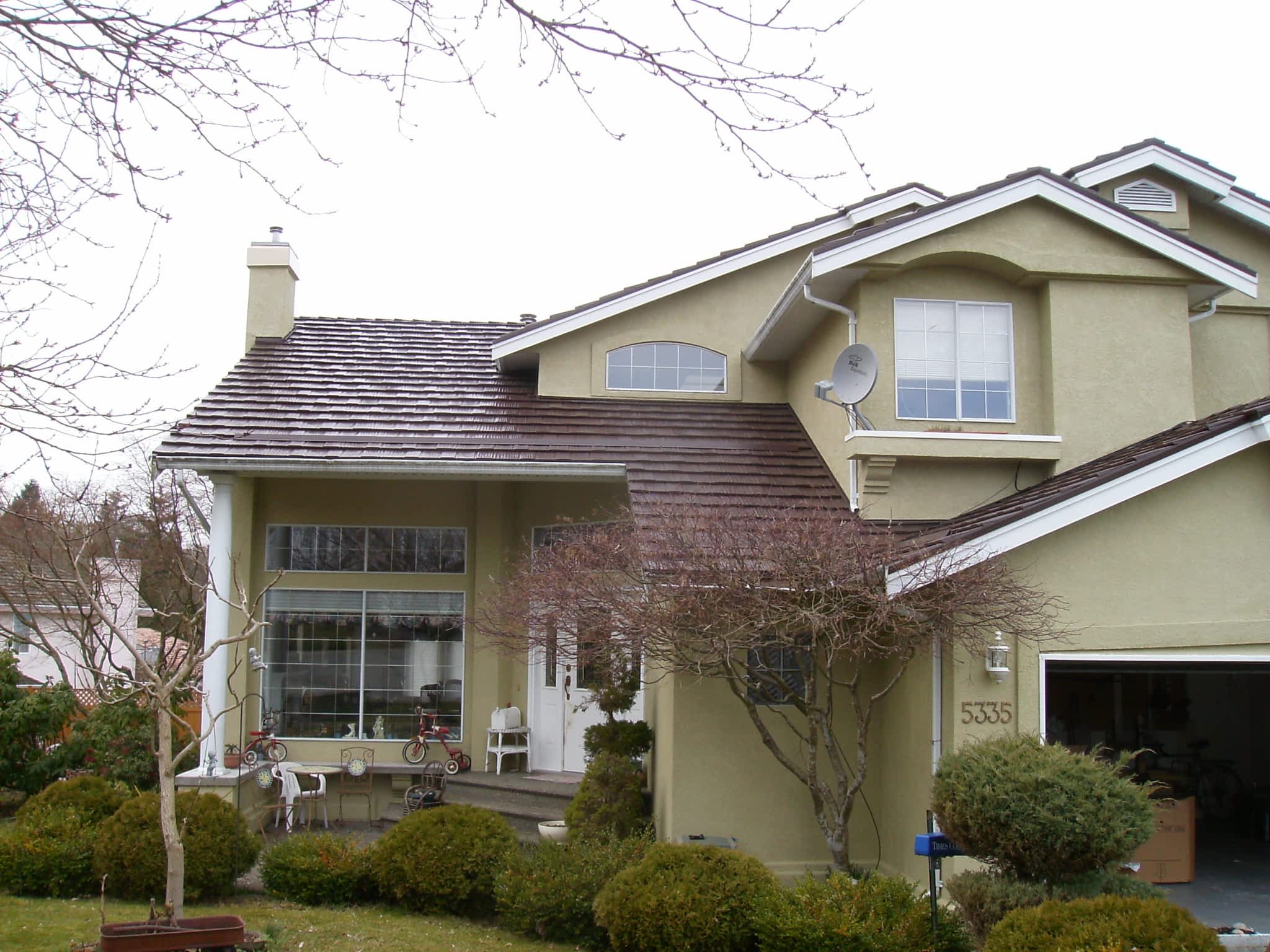 photo Canwest Roofing