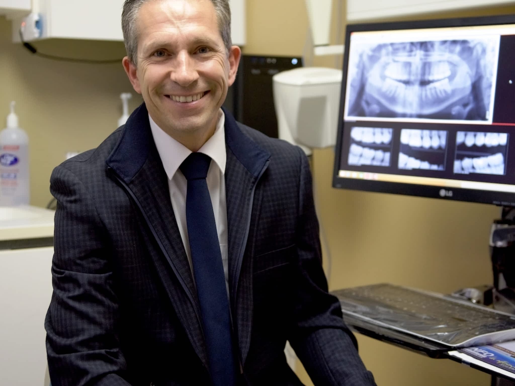 Clinique Dentaire Roger Marchand NotreDamedesPrairies, QC 107