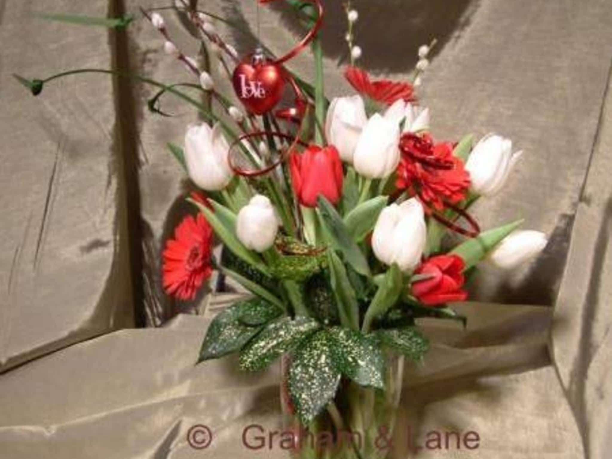 photo Graham & Lane Florists