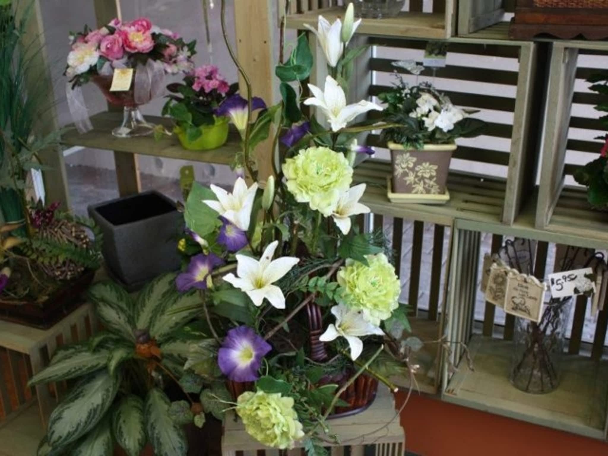 photo Bolton Florist Inc