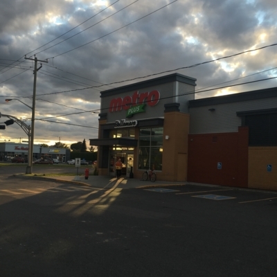 Metro Plus Bellemare St-Hubert - Épiceries