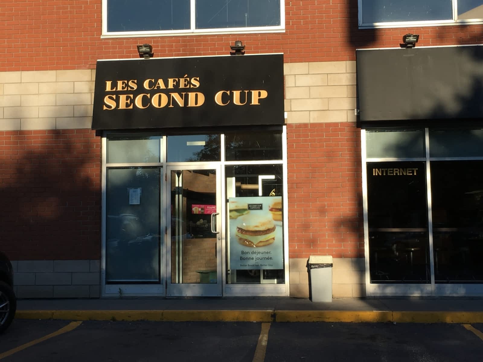 Second Cup CAFÉ & Cie 7 Place du Commerce, Montreal, QC