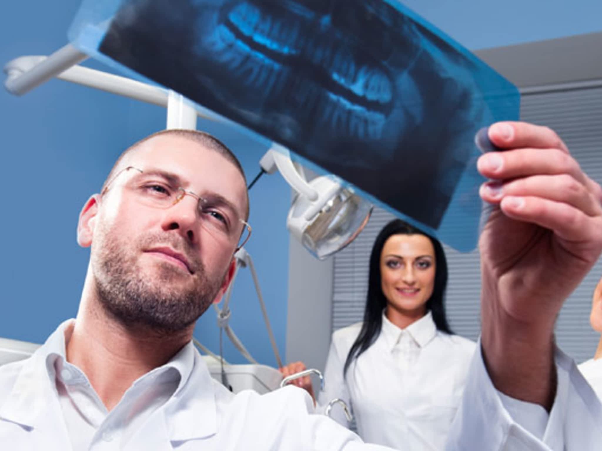 photo Mississauga Dental Specialists