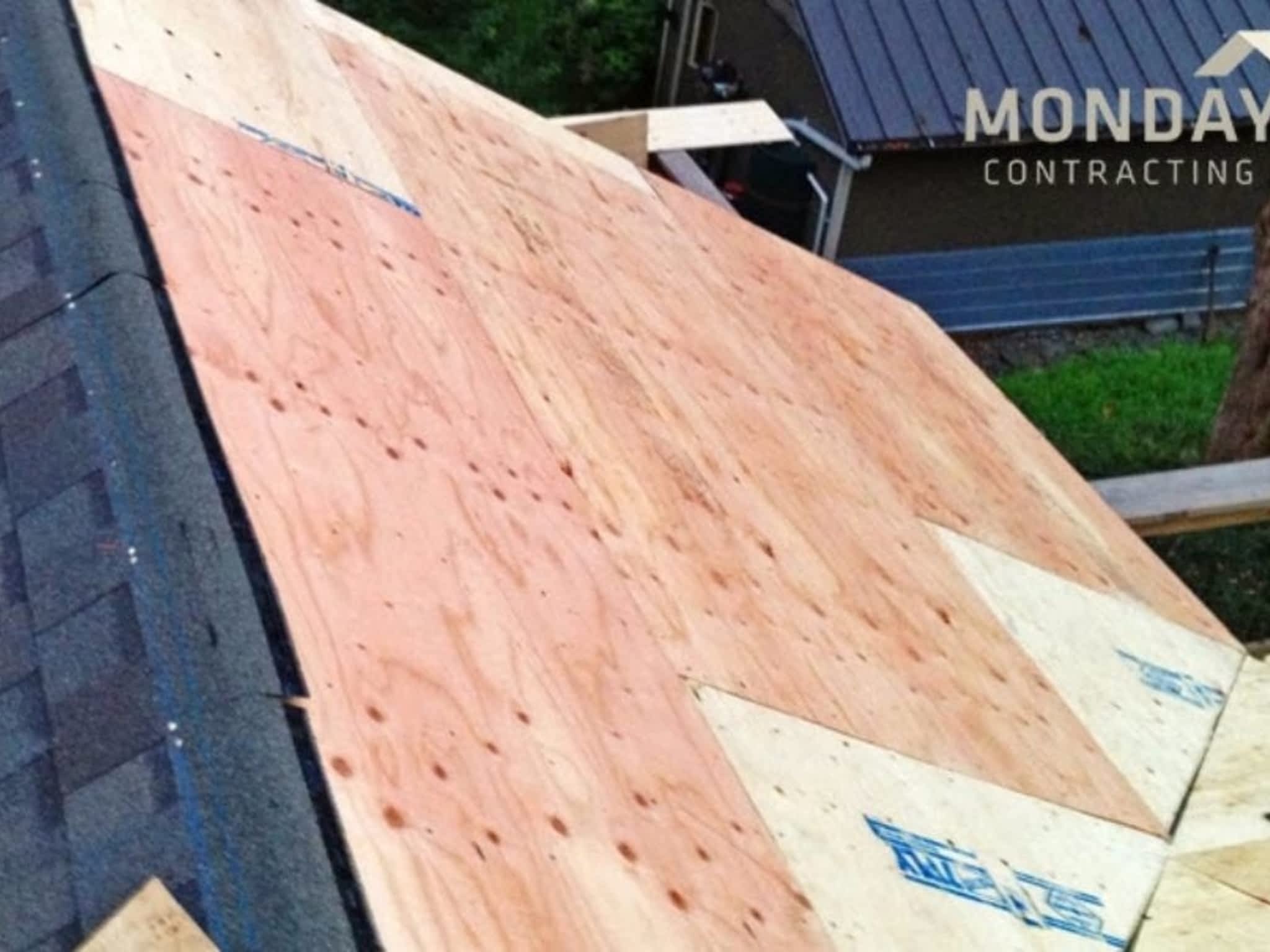 photo Monday Contracting