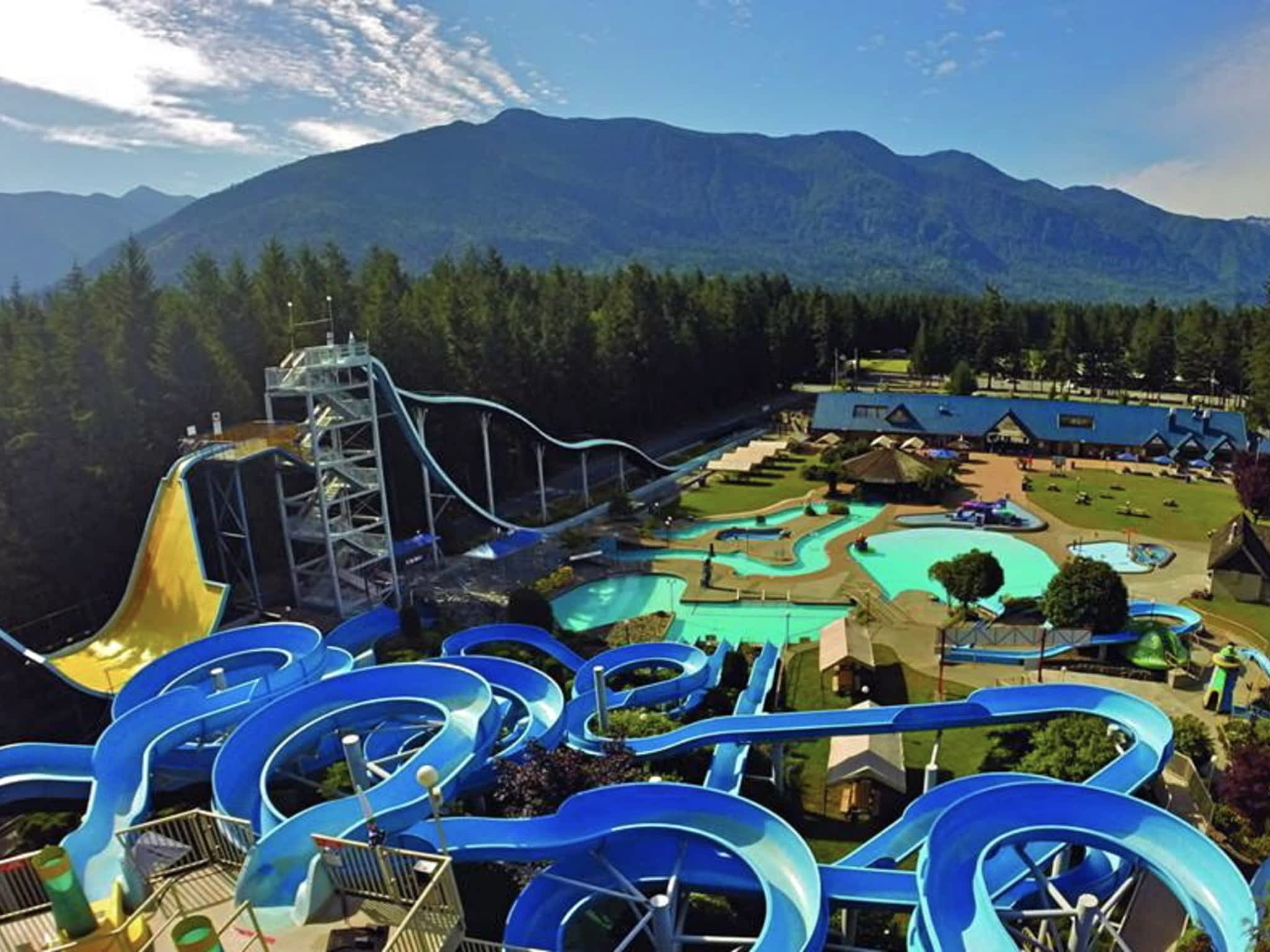 photo Cultus Lake Waterpark & Waterslides