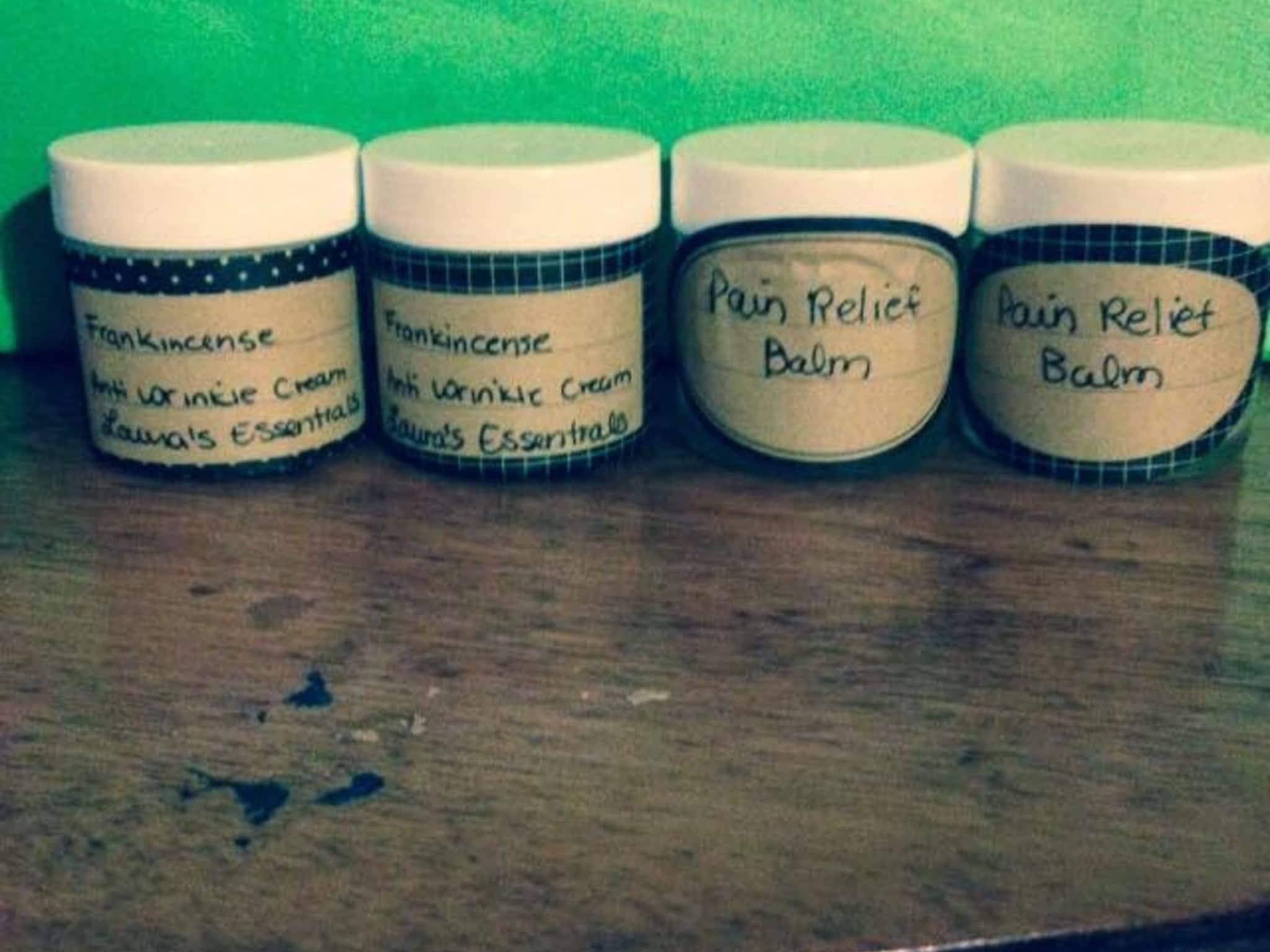 photo Laura's Essentials