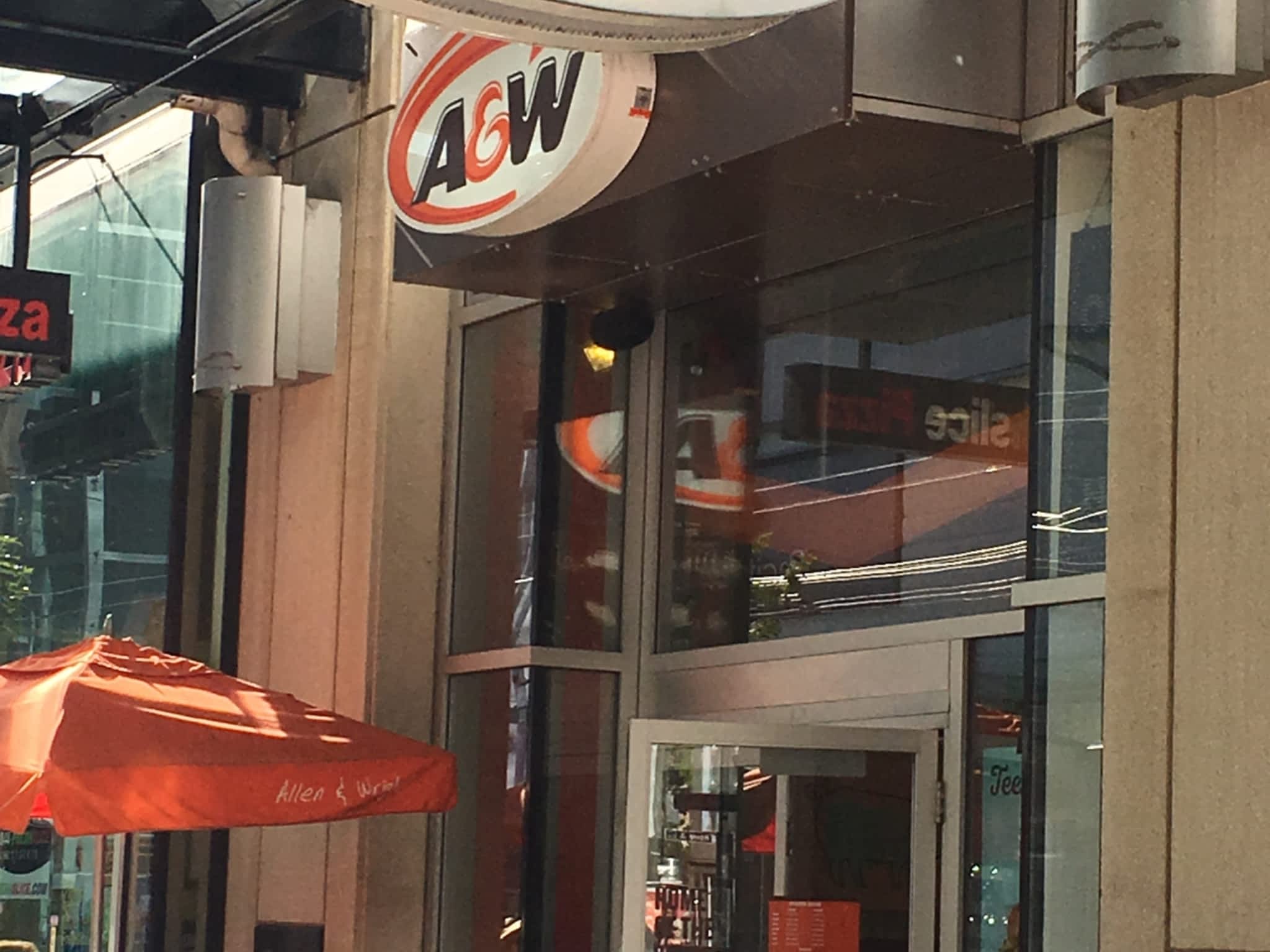 photo A&W