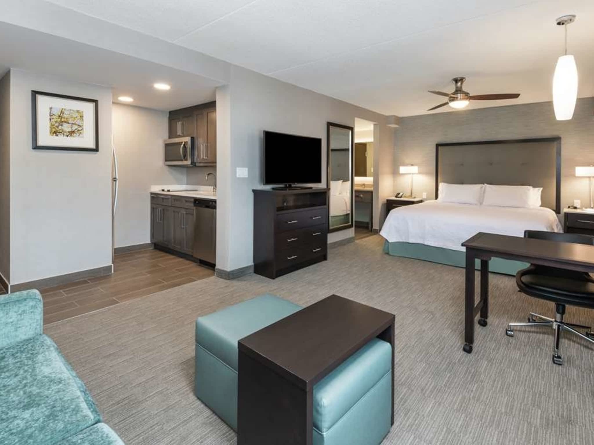 photo Homewood Suites by Hilton Ottawa Airport