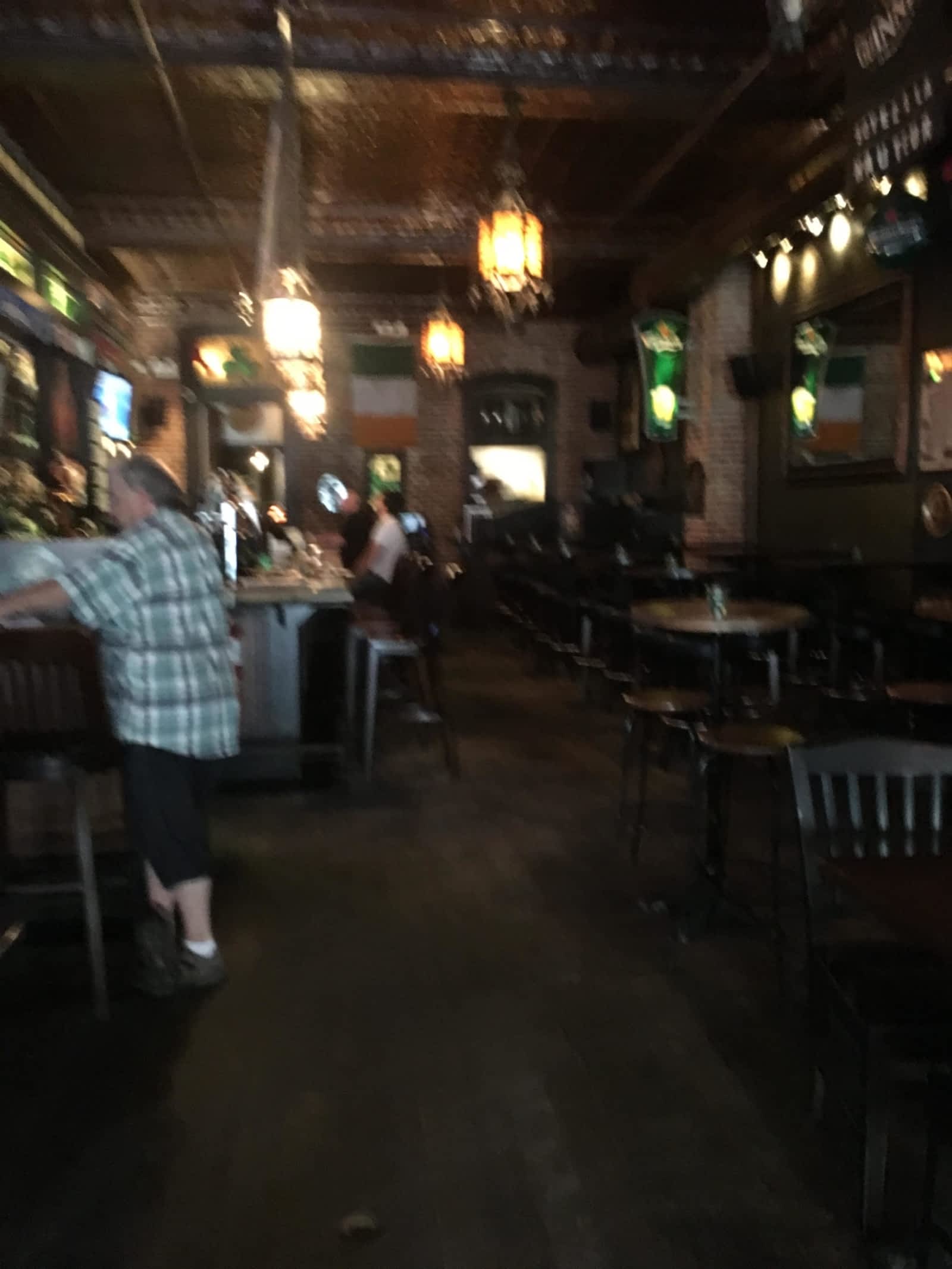 Le Trèfle Irish Pub Irlandais Menu, Hours & Prices 363, rue des