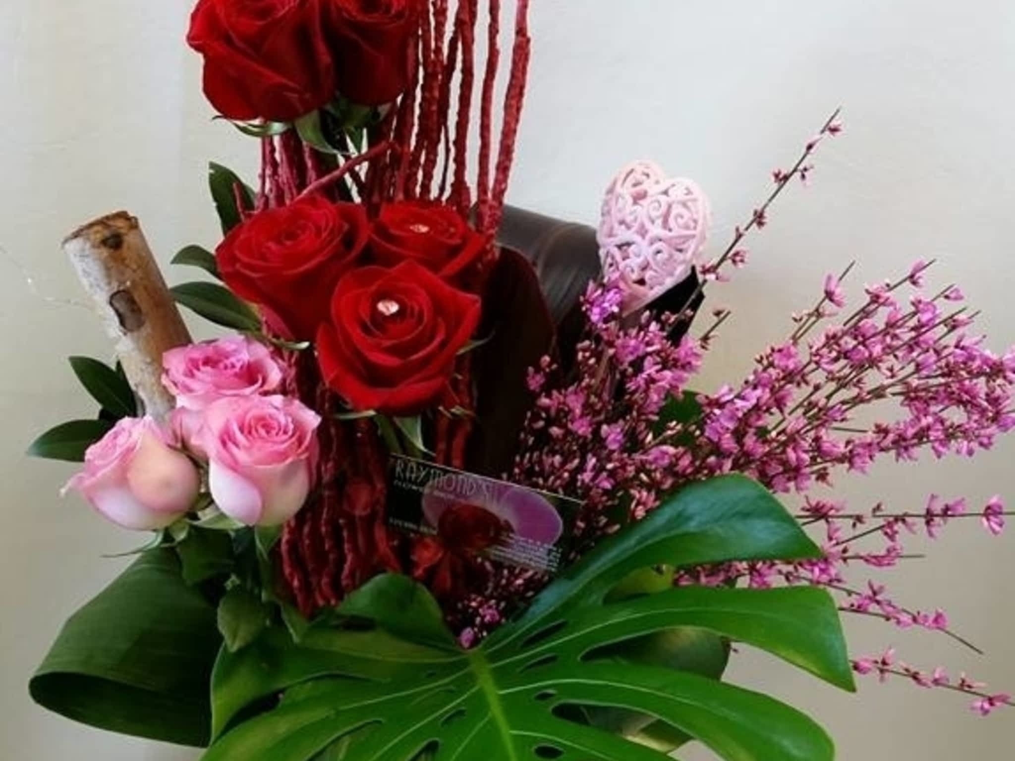 photo Raymonds Flower Shop