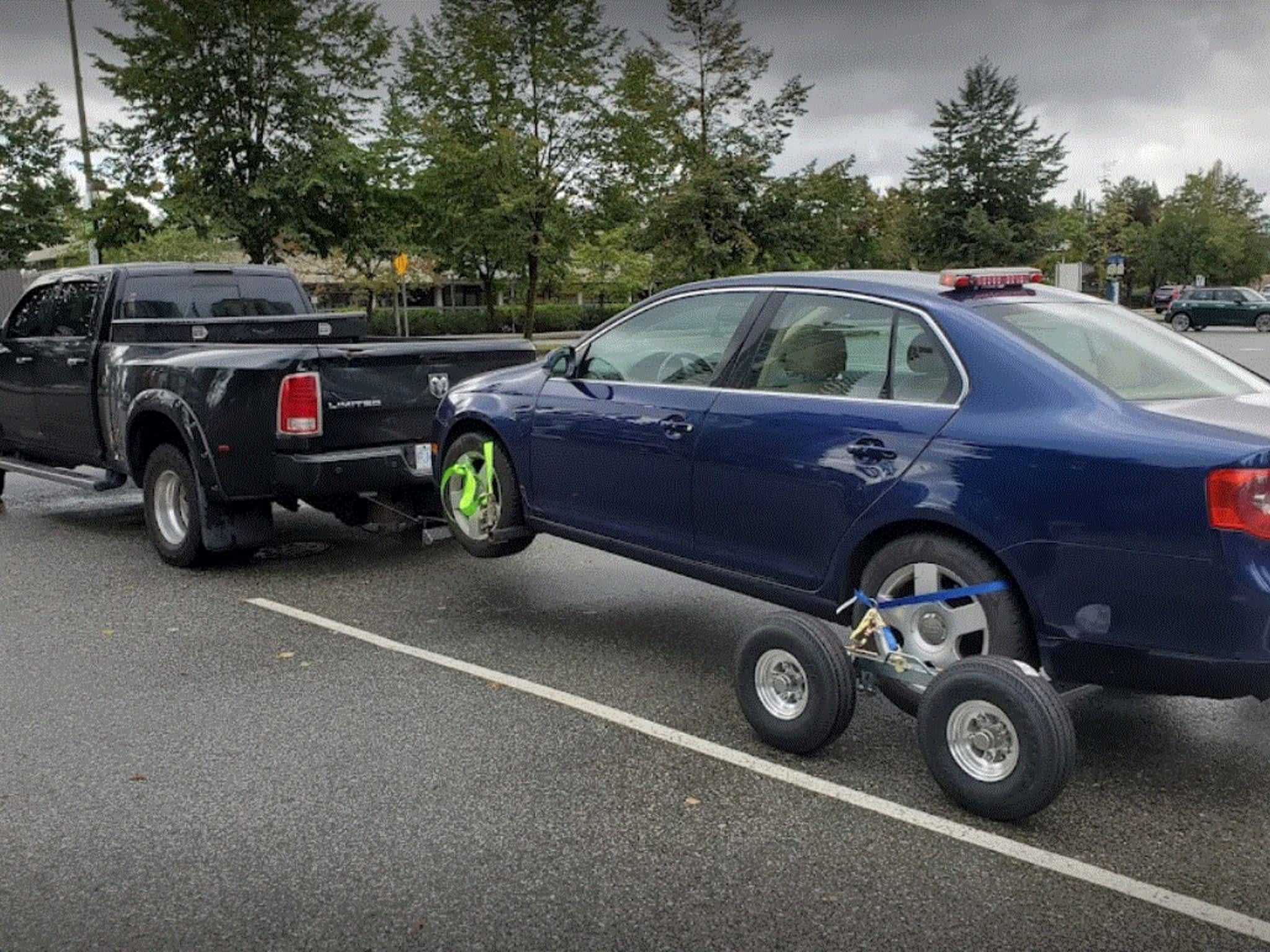 photo Lougheed Towing