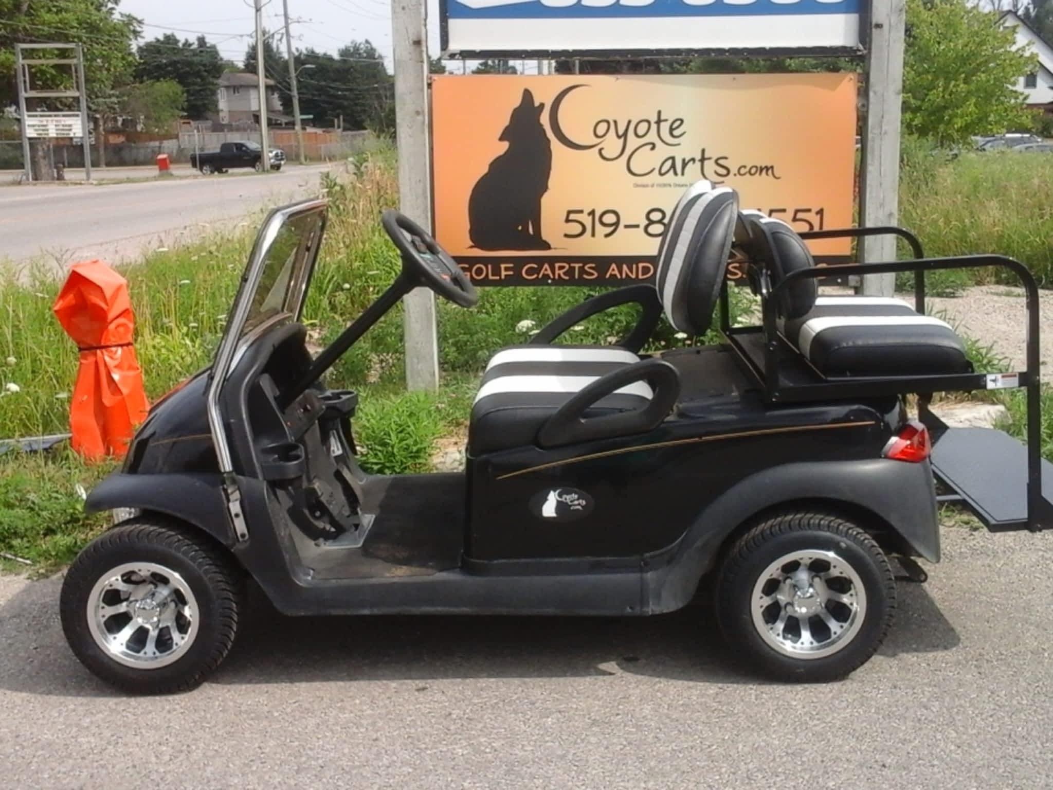 photo Coyote Carts