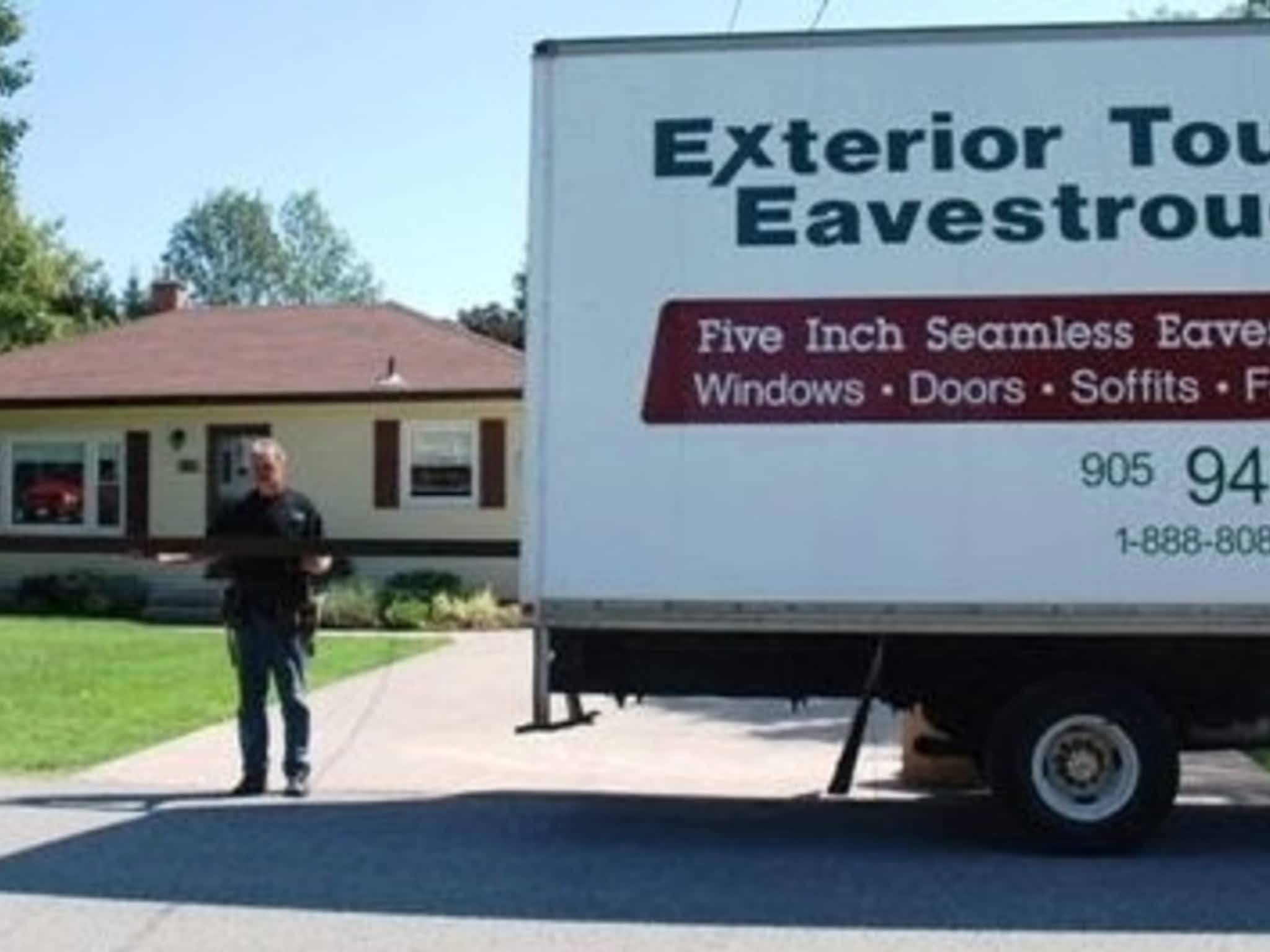 photo Exterior Touches Eavestroughing