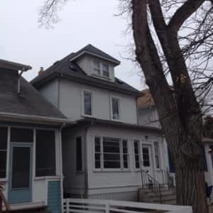 Eavestroughing Soffit Fascia Siding Dr Roof Winnipeg Manitoba Canada