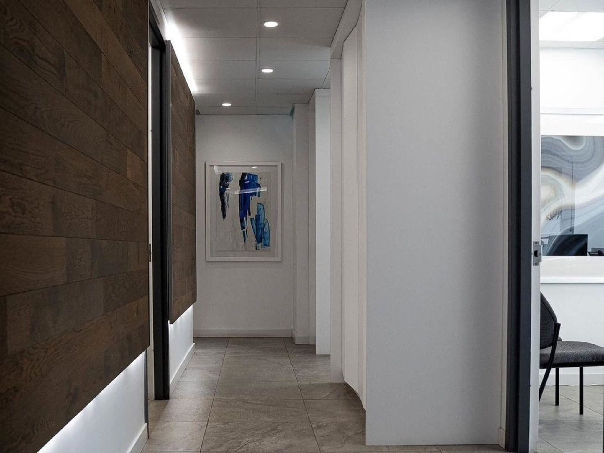 photo Dr Brett Beber | Toronto Plastic Surgeon