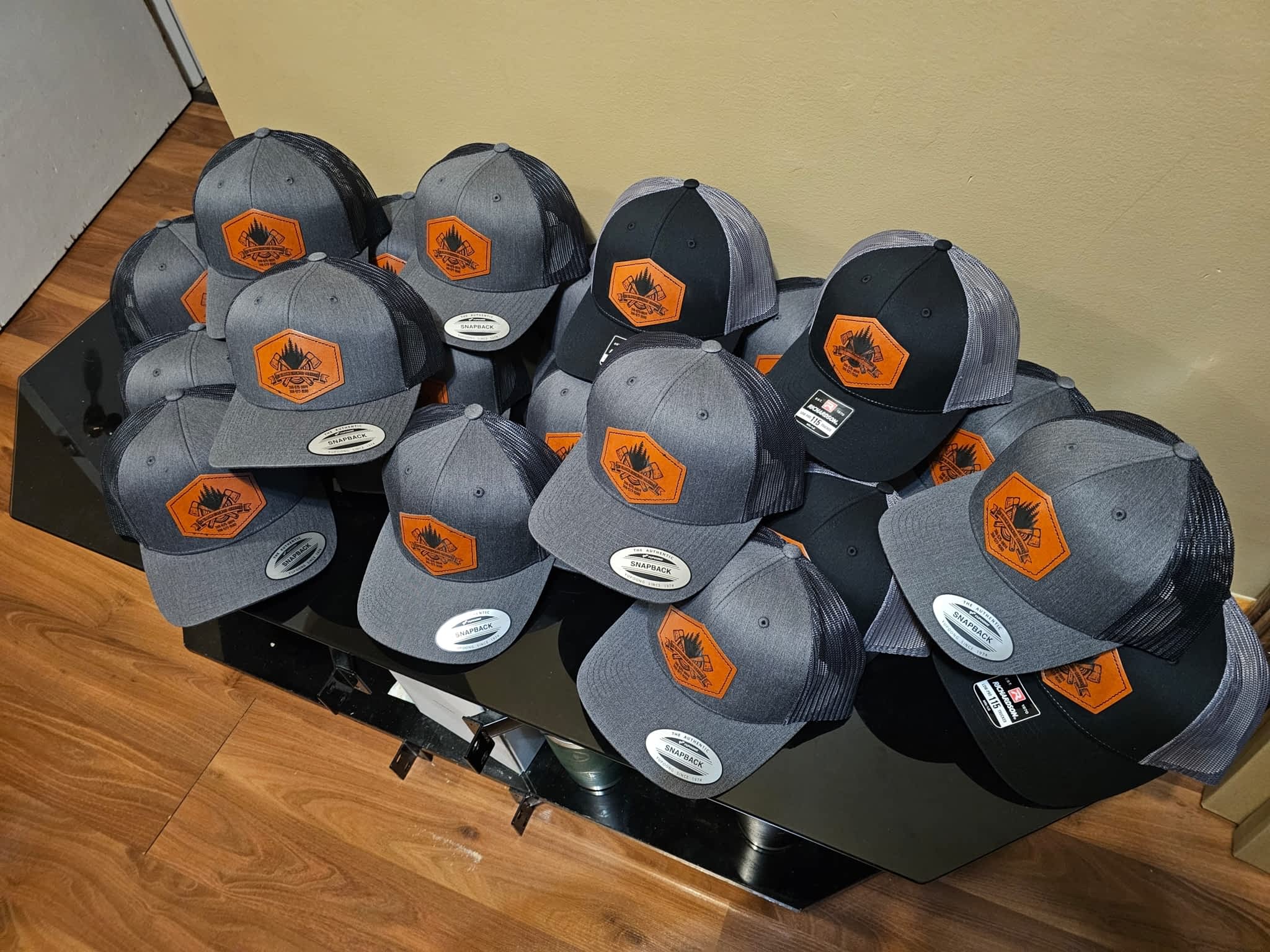 photo C.D Custom Engraving