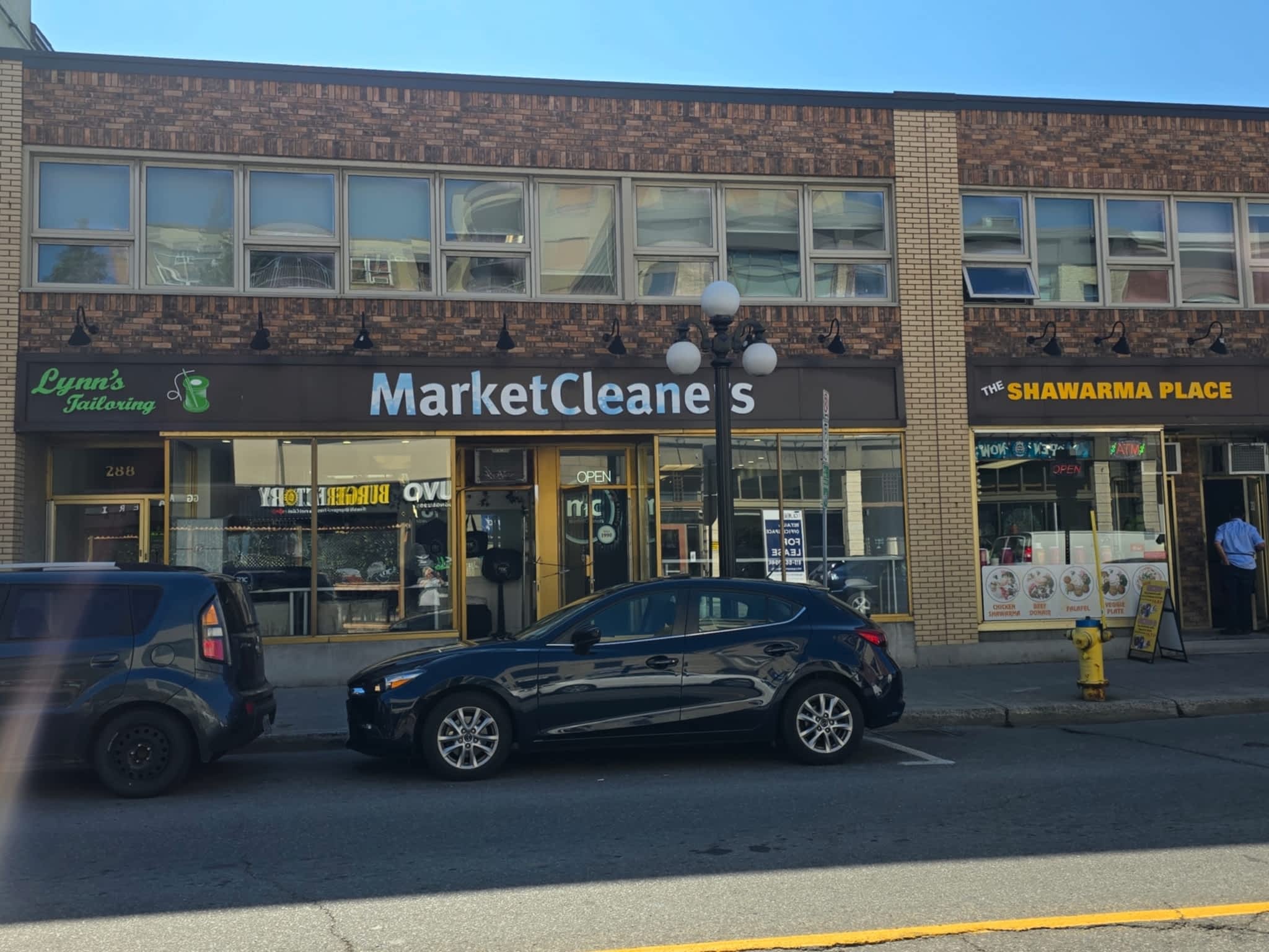 photo Lynn's Tailoring