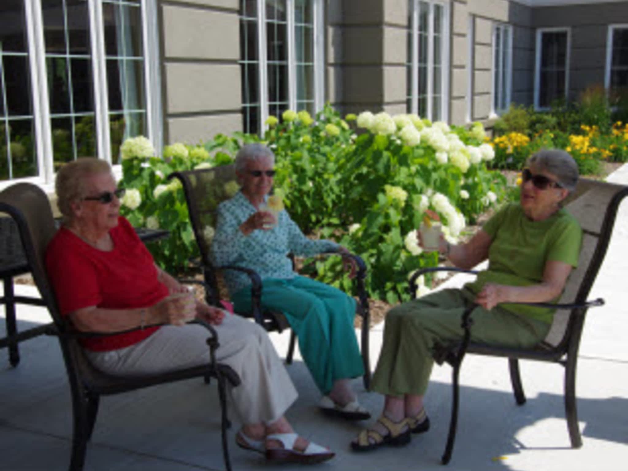 photo Adelaide Place