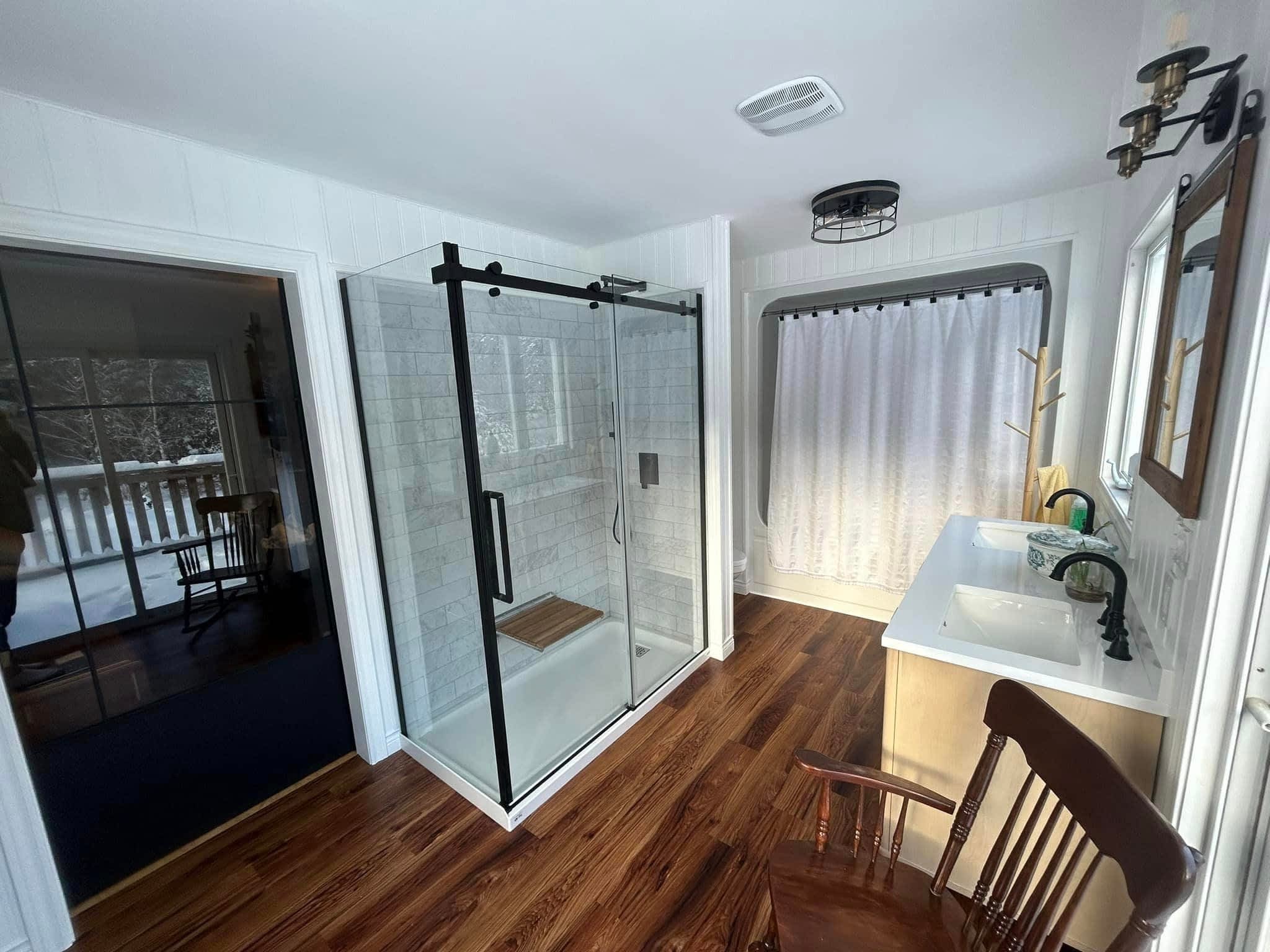 photo Benchmark Building & Renovations