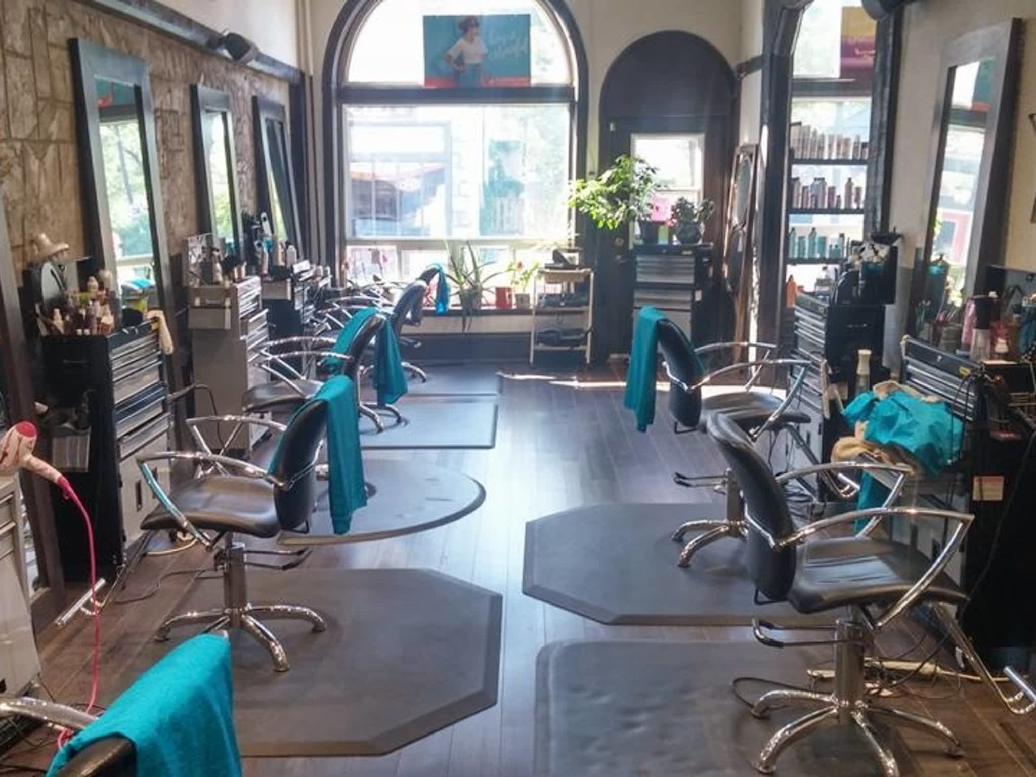 photo Essence Salon Spa