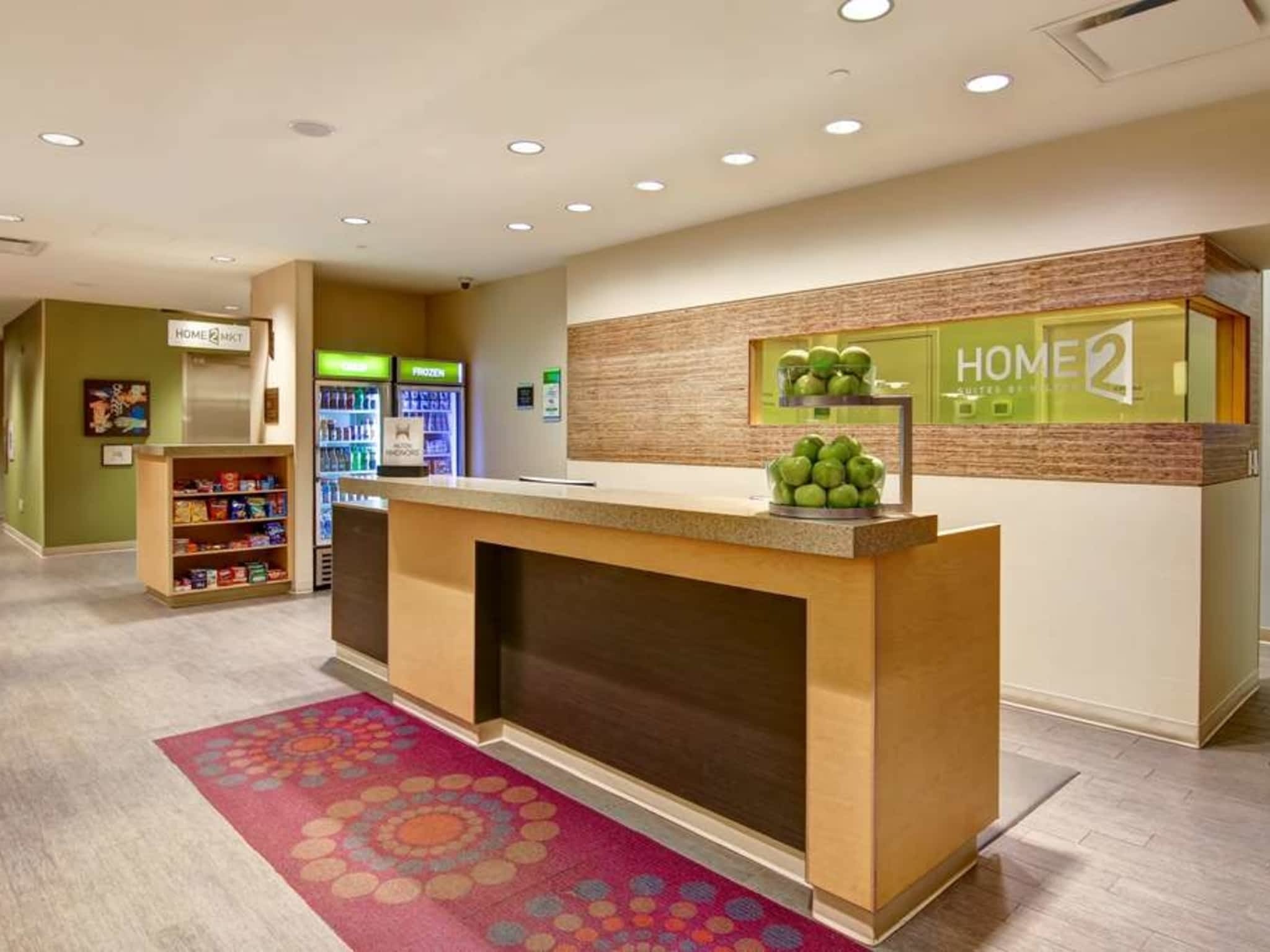 photo Home2 Suites by Hilton West Edmonton, Alberta, Canada