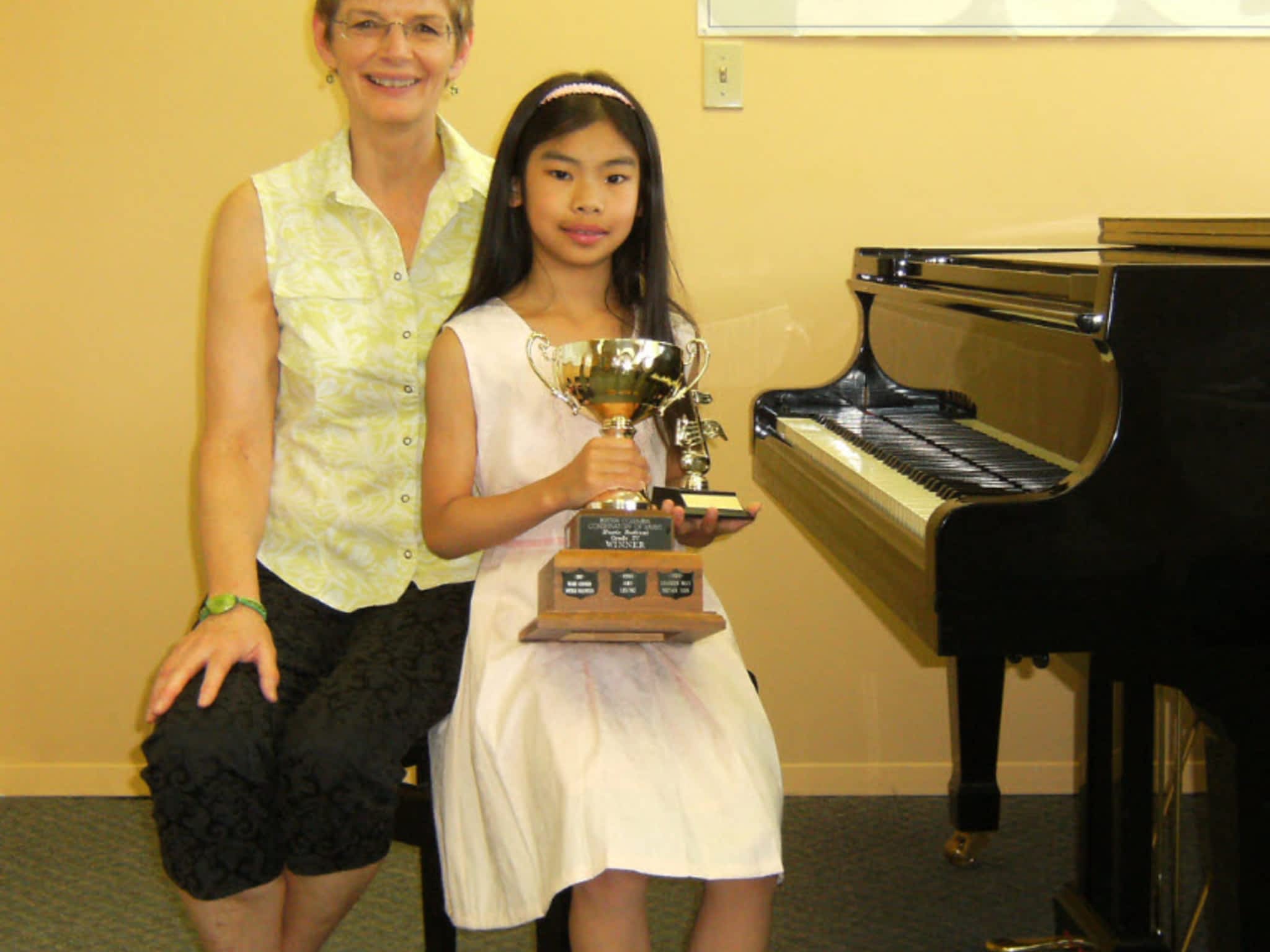 photo Learn To Play Piano Vancouver