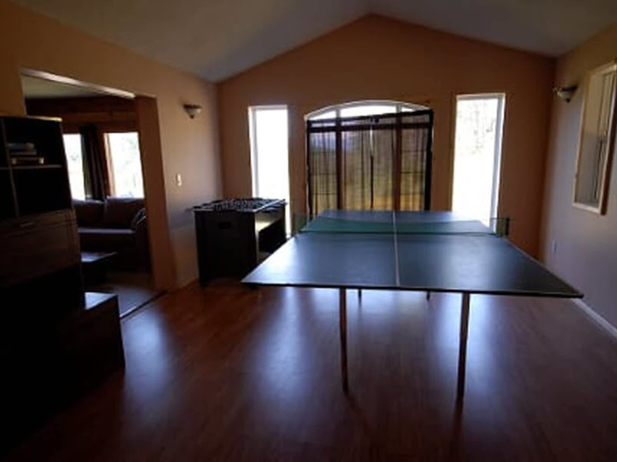 photo Roads End Ventures