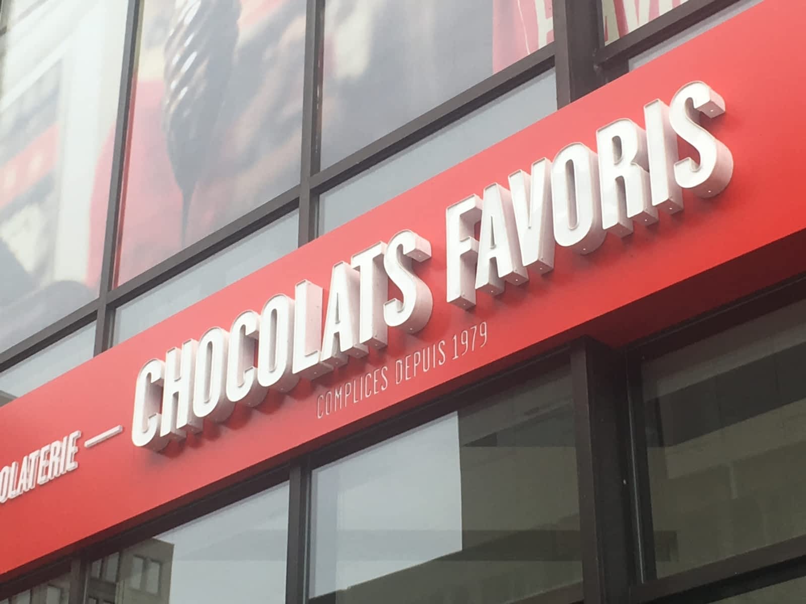 Chocolats Favoris Inc Opening Hours 276A150, rue SainteCatherine